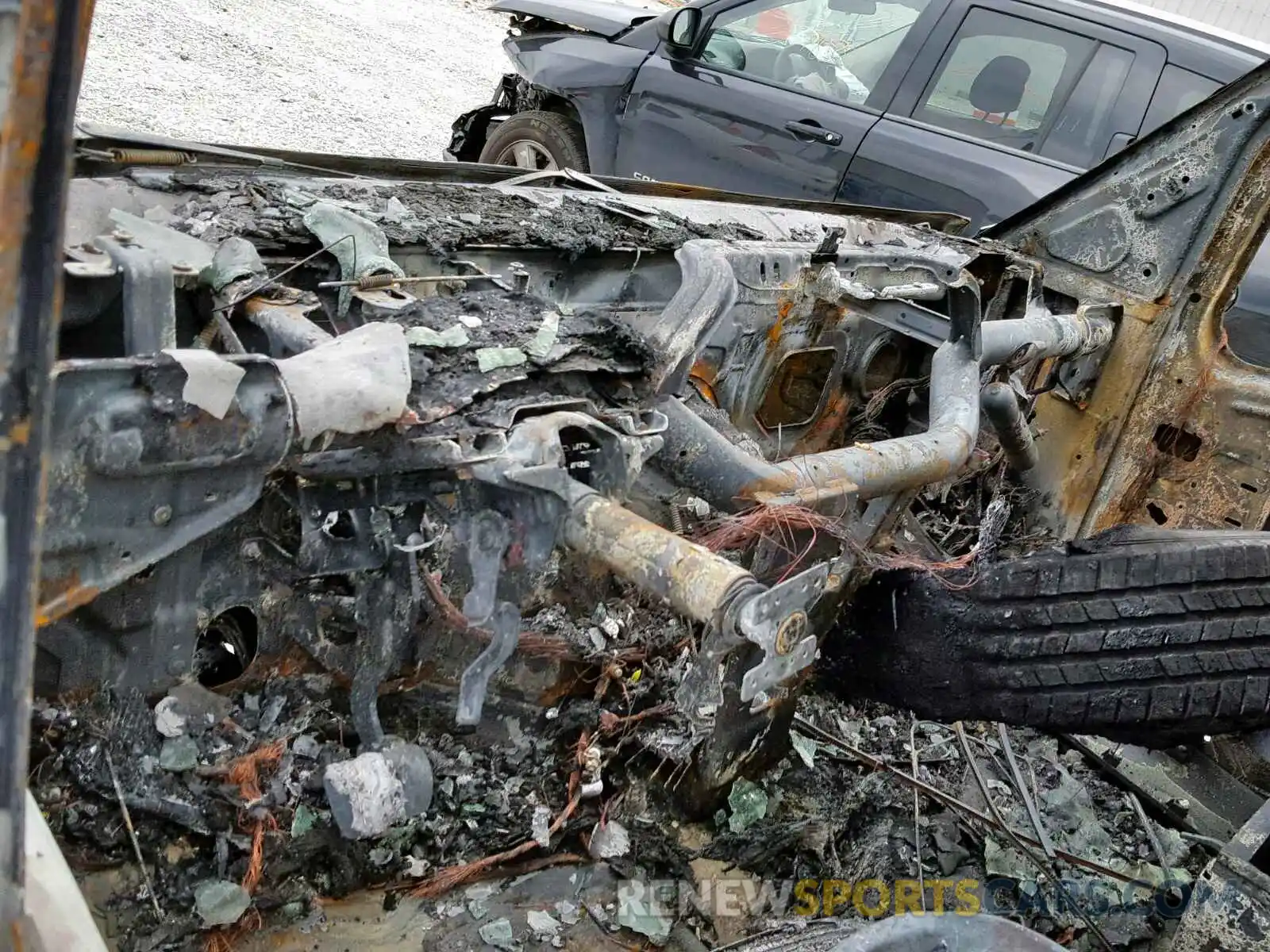 8 Photograph of a damaged car WD3PF1CD0KP026152 MERCEDES-BENZ SPRINTER 2 2019