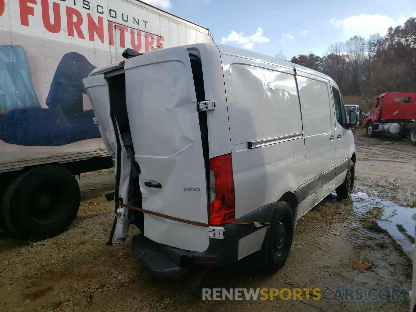 4 Photograph of a damaged car W1W70BGY7KT017275 MERCEDES-BENZ SPRINTER 2019