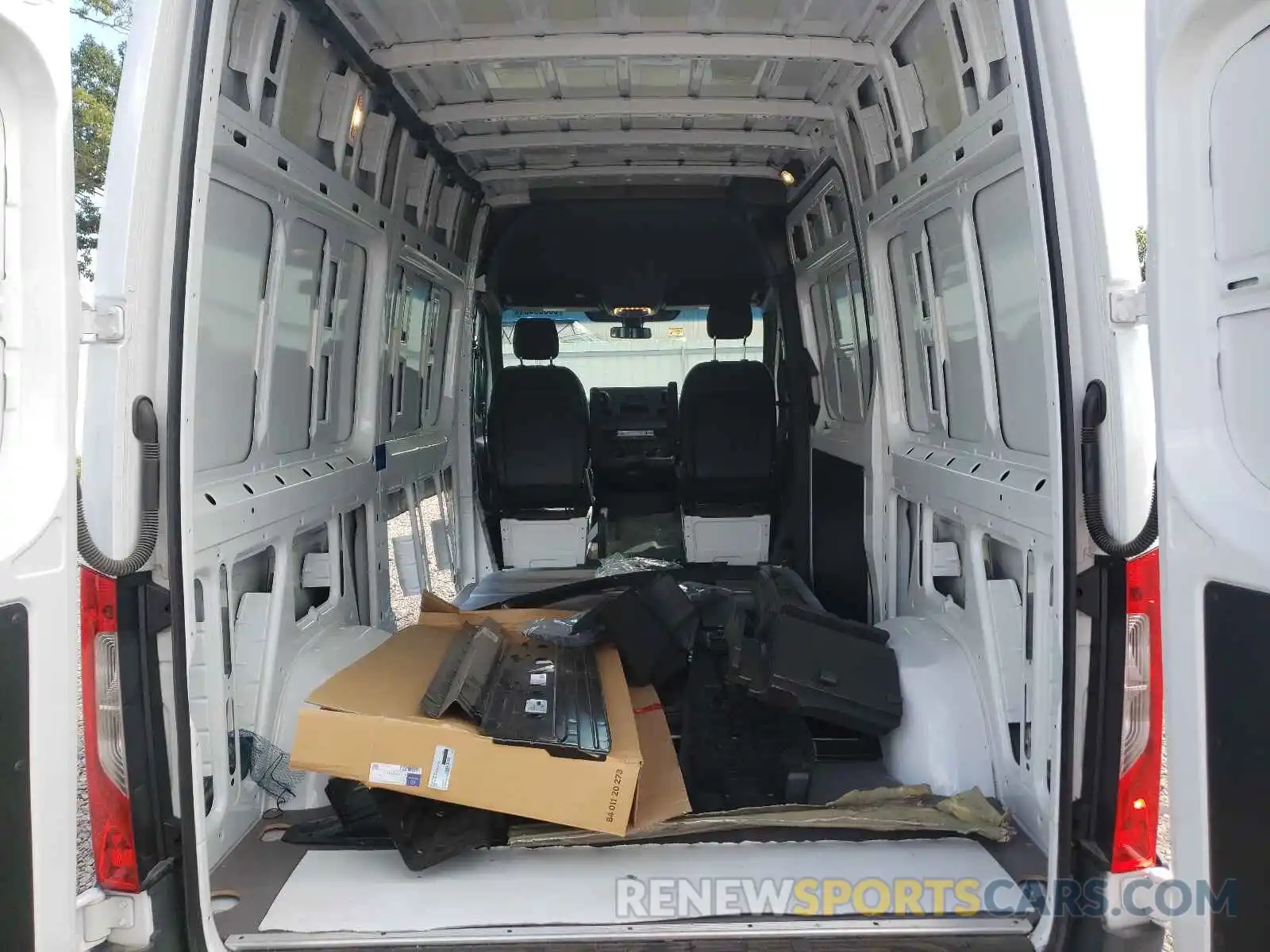 6 Photograph of a damaged car W1W70BGYXKT018761 MERCEDES-BENZ SPRINTER 2019