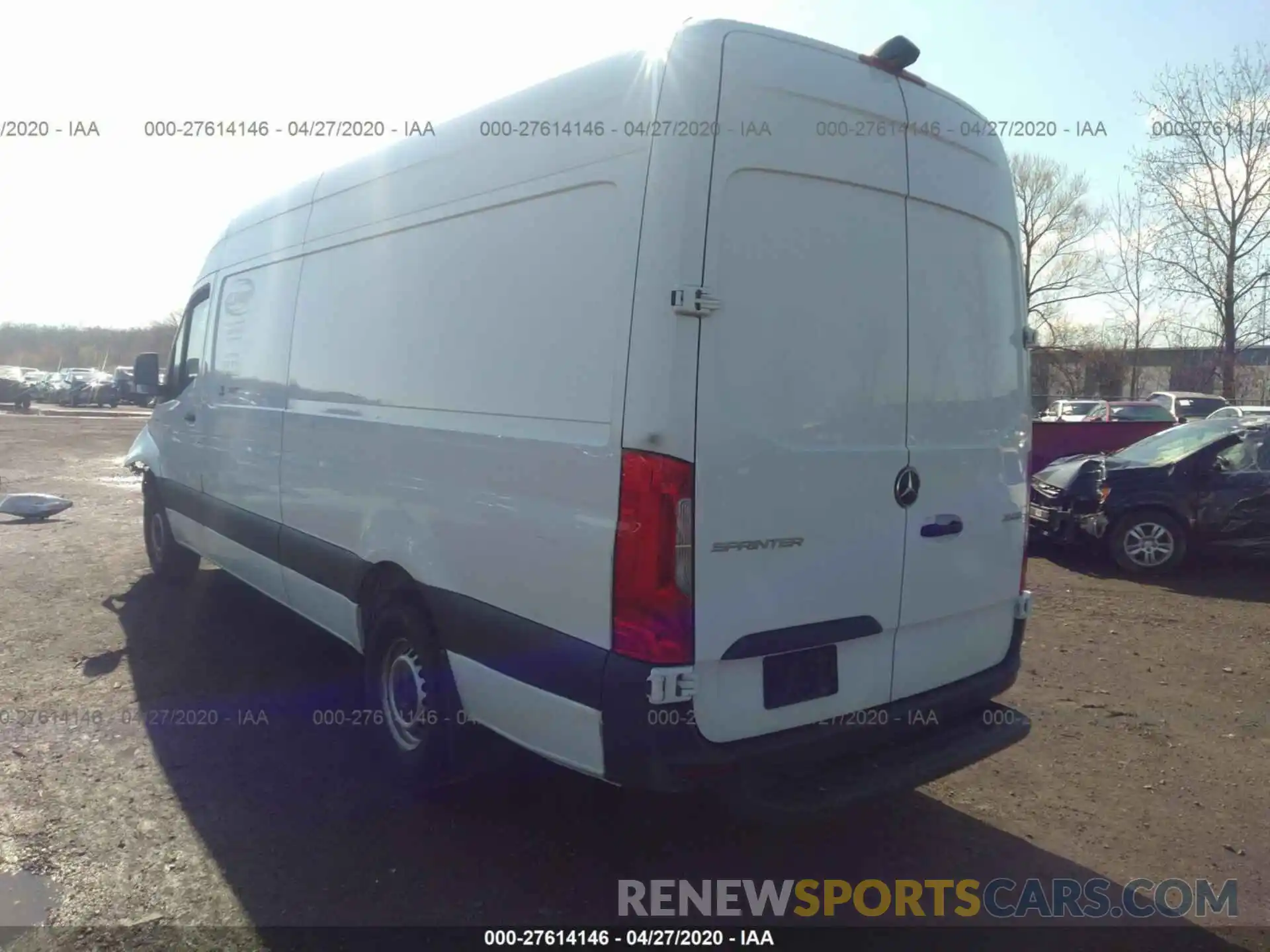 3 Фотография поврежденного автомобиля WD3BF1CD0KP131932 MERCEDES-BENZ SPRINTER 2019