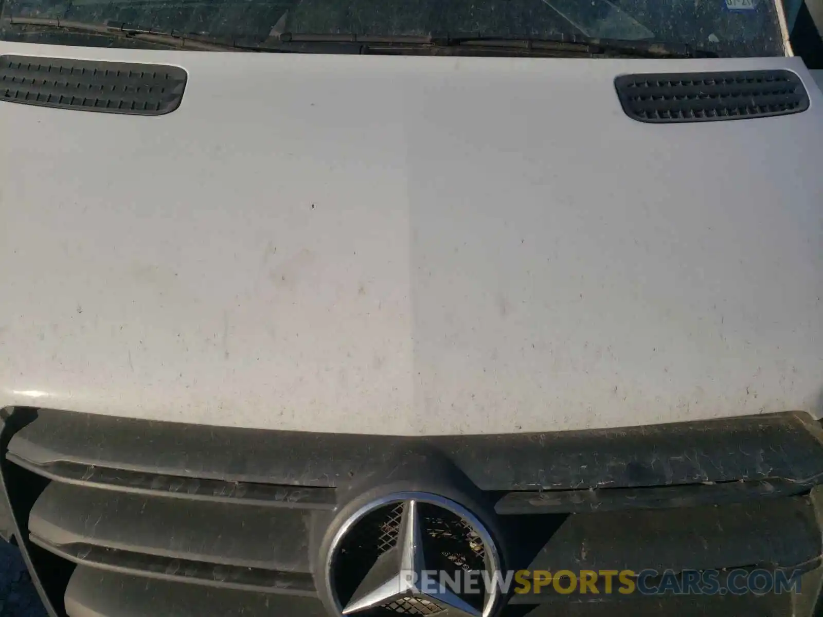 7 Photograph of a damaged car WD3PF0CD0KP028106 MERCEDES-BENZ SPRINTER 2019