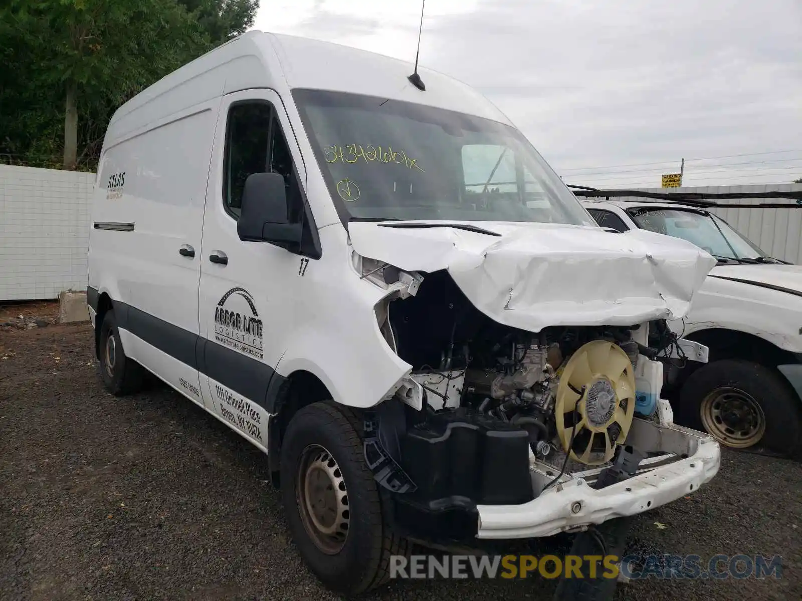 1 Photograph of a damaged car WD3PF0CD2KP055338 MERCEDES-BENZ SPRINTER 2019