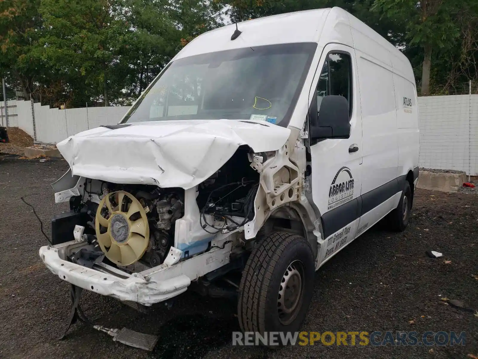 2 Photograph of a damaged car WD3PF0CD2KP055338 MERCEDES-BENZ SPRINTER 2019