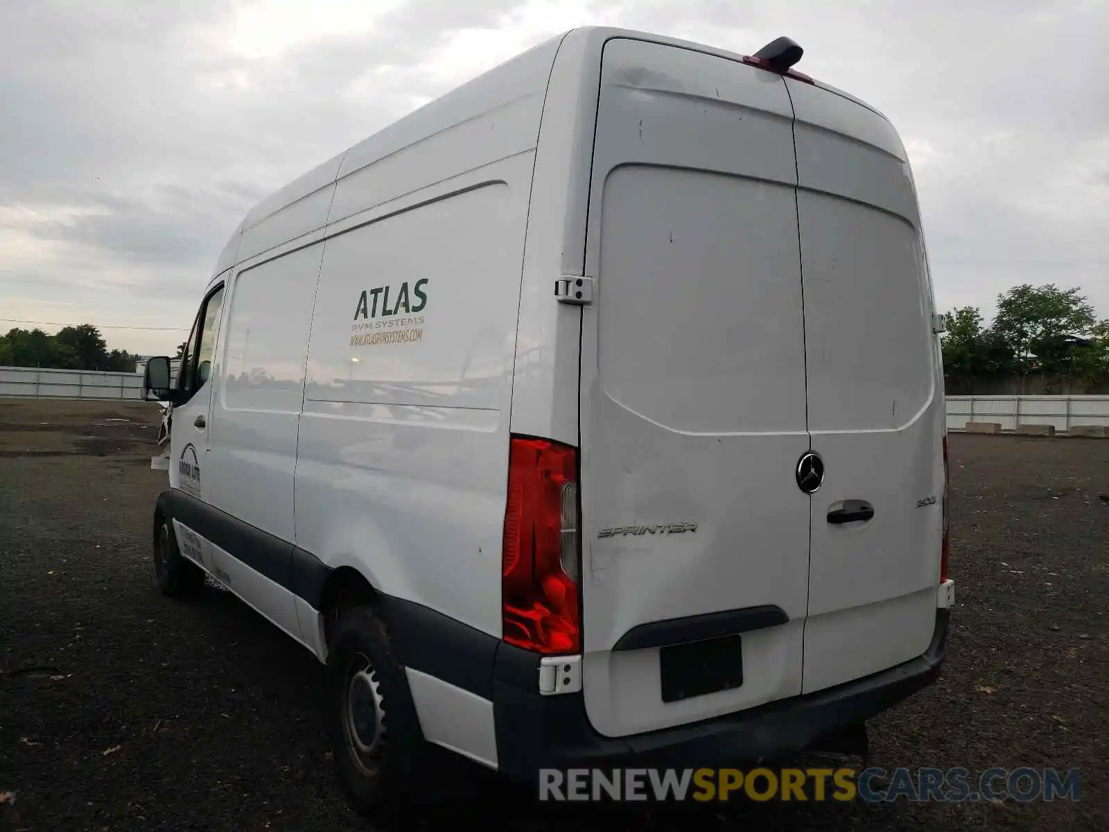 3 Photograph of a damaged car WD3PF0CD2KP055338 MERCEDES-BENZ SPRINTER 2019