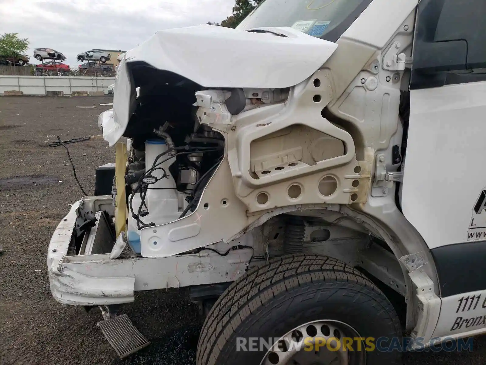 9 Photograph of a damaged car WD3PF0CD2KP055338 MERCEDES-BENZ SPRINTER 2019