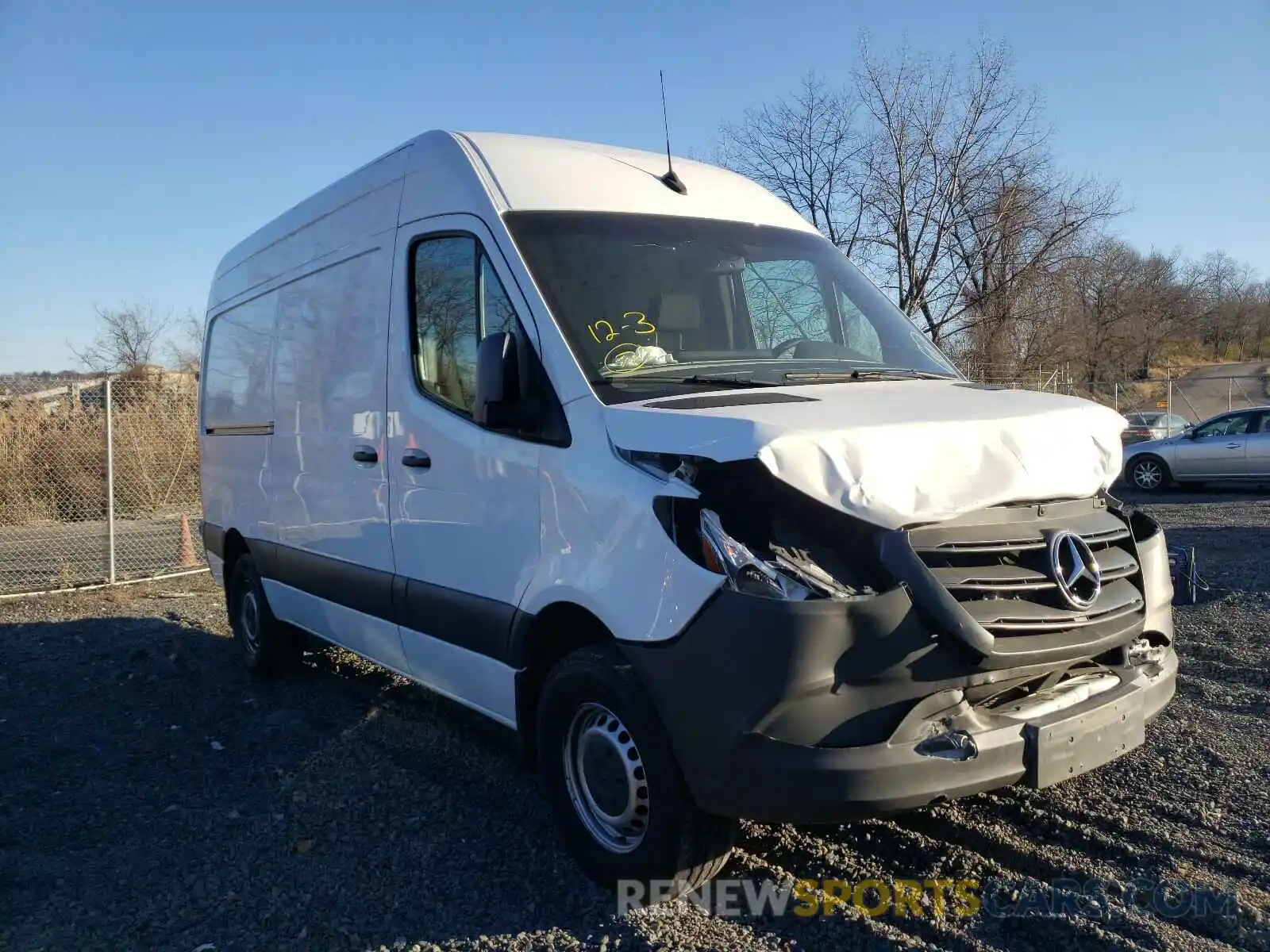 1 Фотография поврежденного автомобиля WD3PF0CD3KP057079 MERCEDES-BENZ SPRINTER 2019