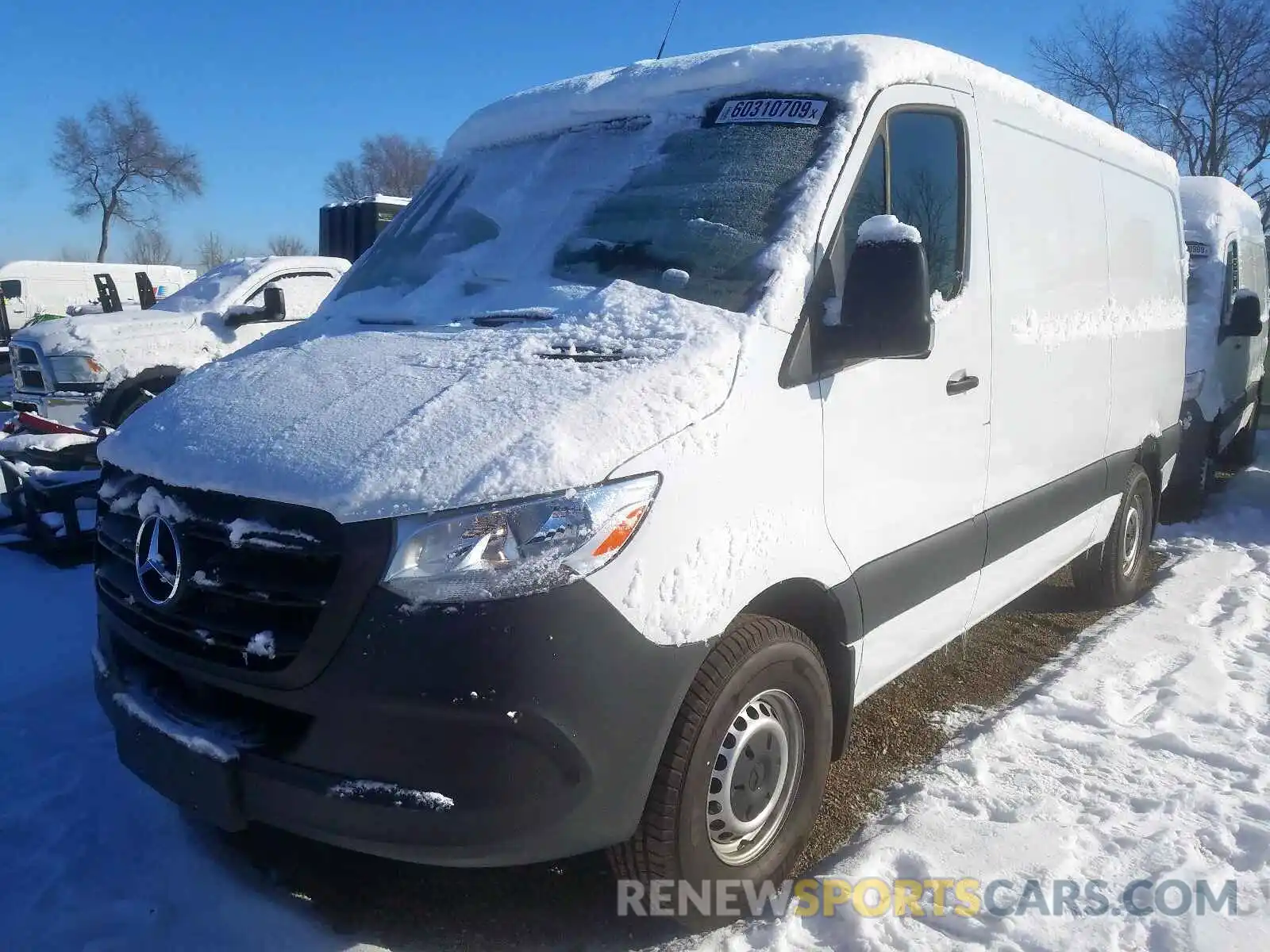 2 Фотография поврежденного автомобиля WD3PF0CD5KP047685 MERCEDES-BENZ SPRINTER 2019