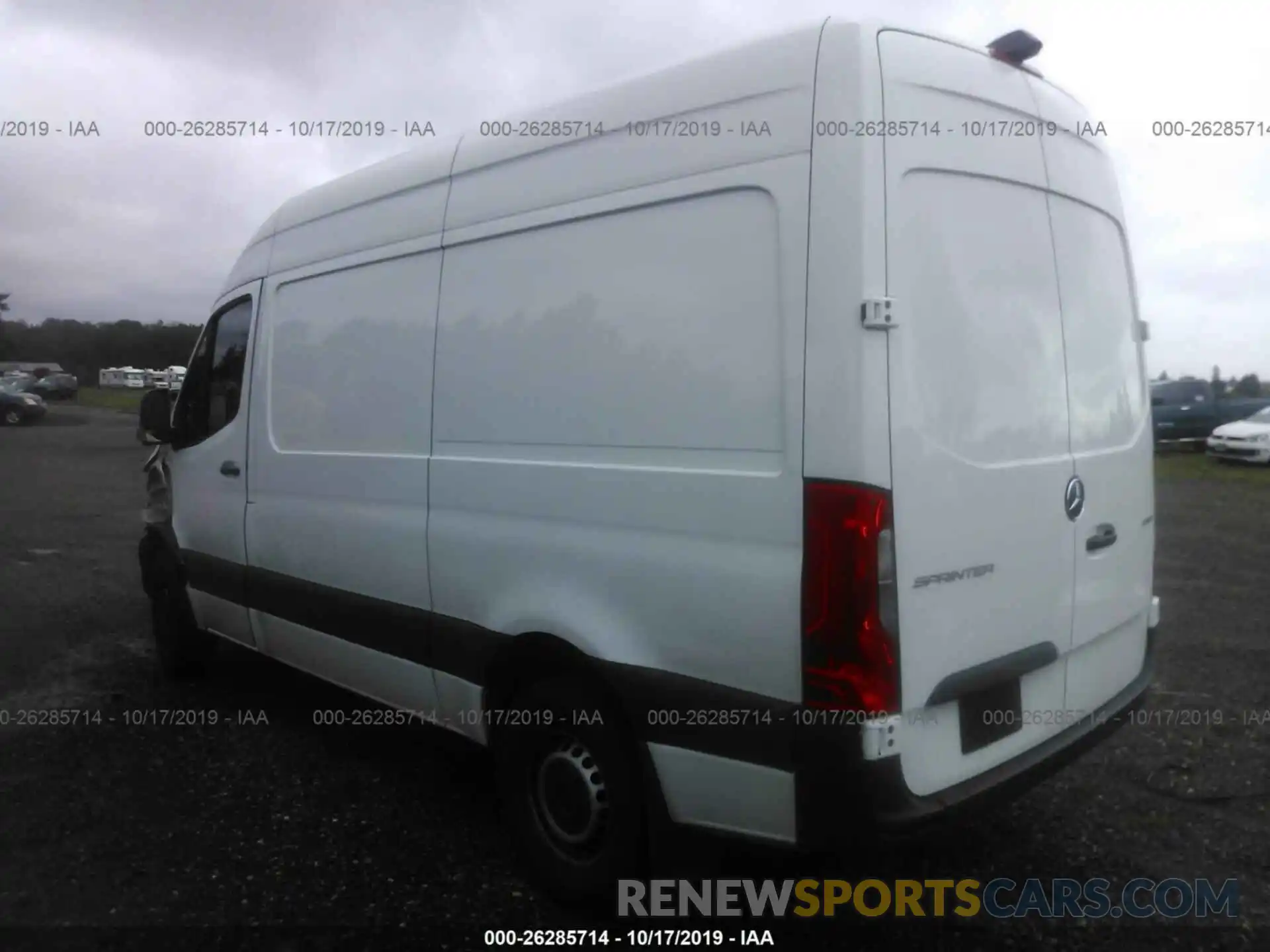 3 Фотография поврежденного автомобиля WD3PF0CD5KP062476 MERCEDES-BENZ SPRINTER 2019