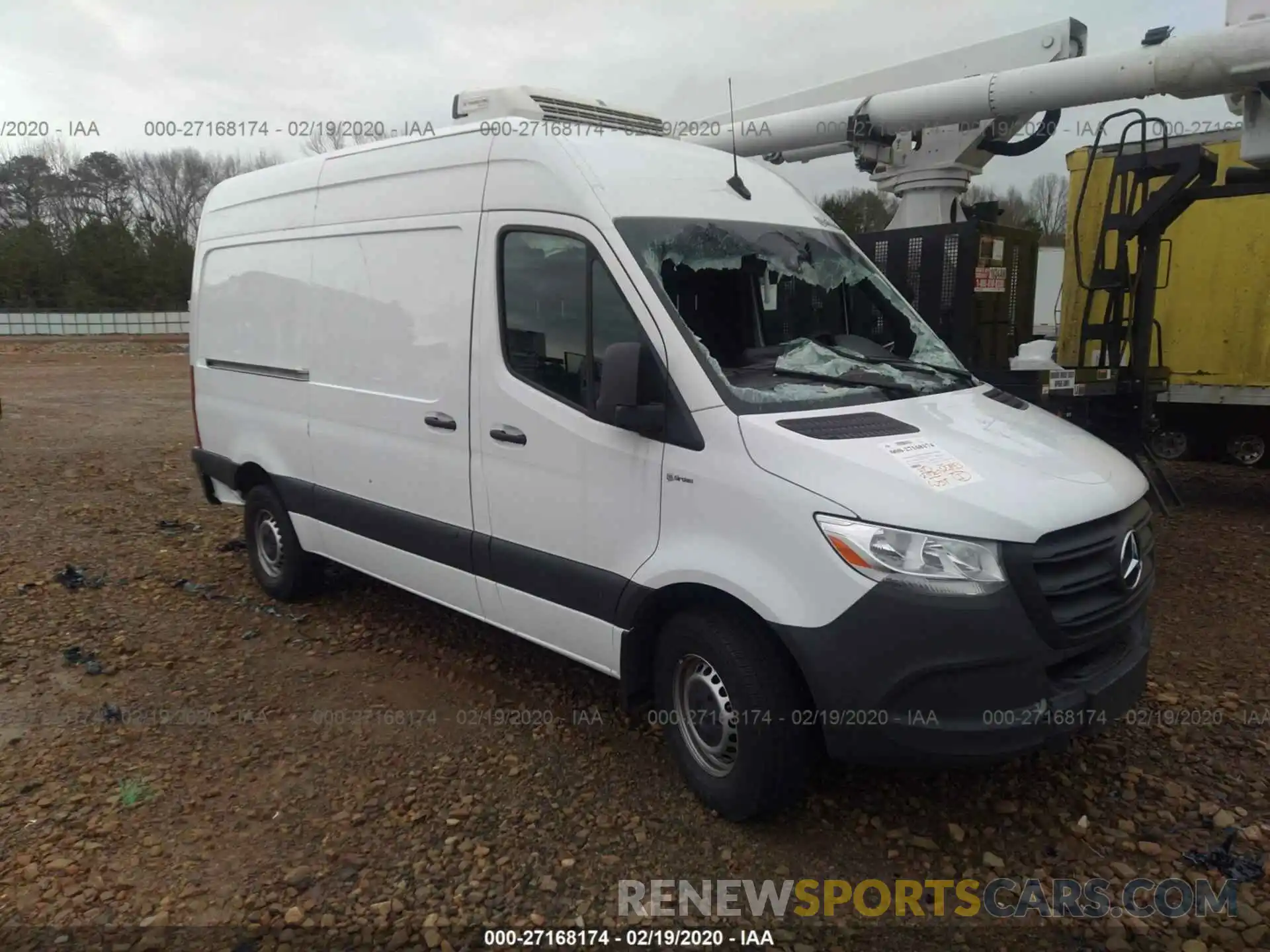 1 Photograph of a damaged car WD3PF0CD6KP078105 MERCEDES-BENZ SPRINTER 2019