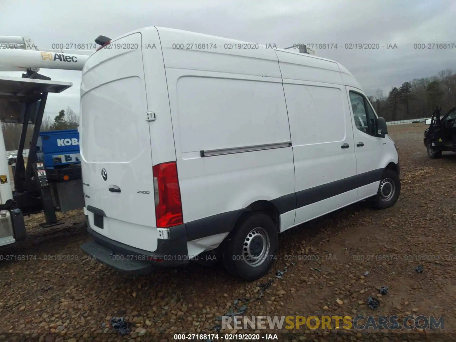 4 Фотография поврежденного автомобиля WD3PF0CD6KP078105 MERCEDES-BENZ SPRINTER 2019