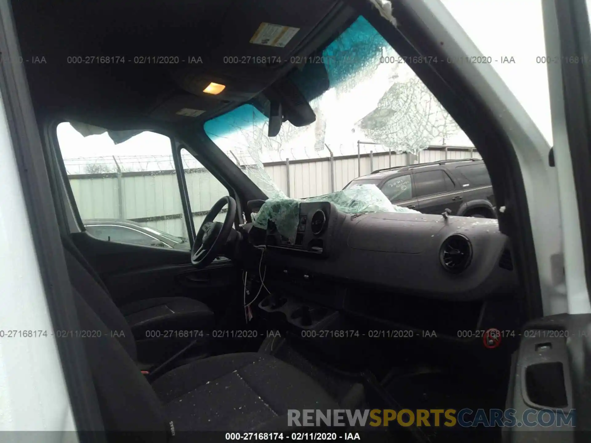 5 Photograph of a damaged car WD3PF0CD6KP078105 MERCEDES-BENZ SPRINTER 2019