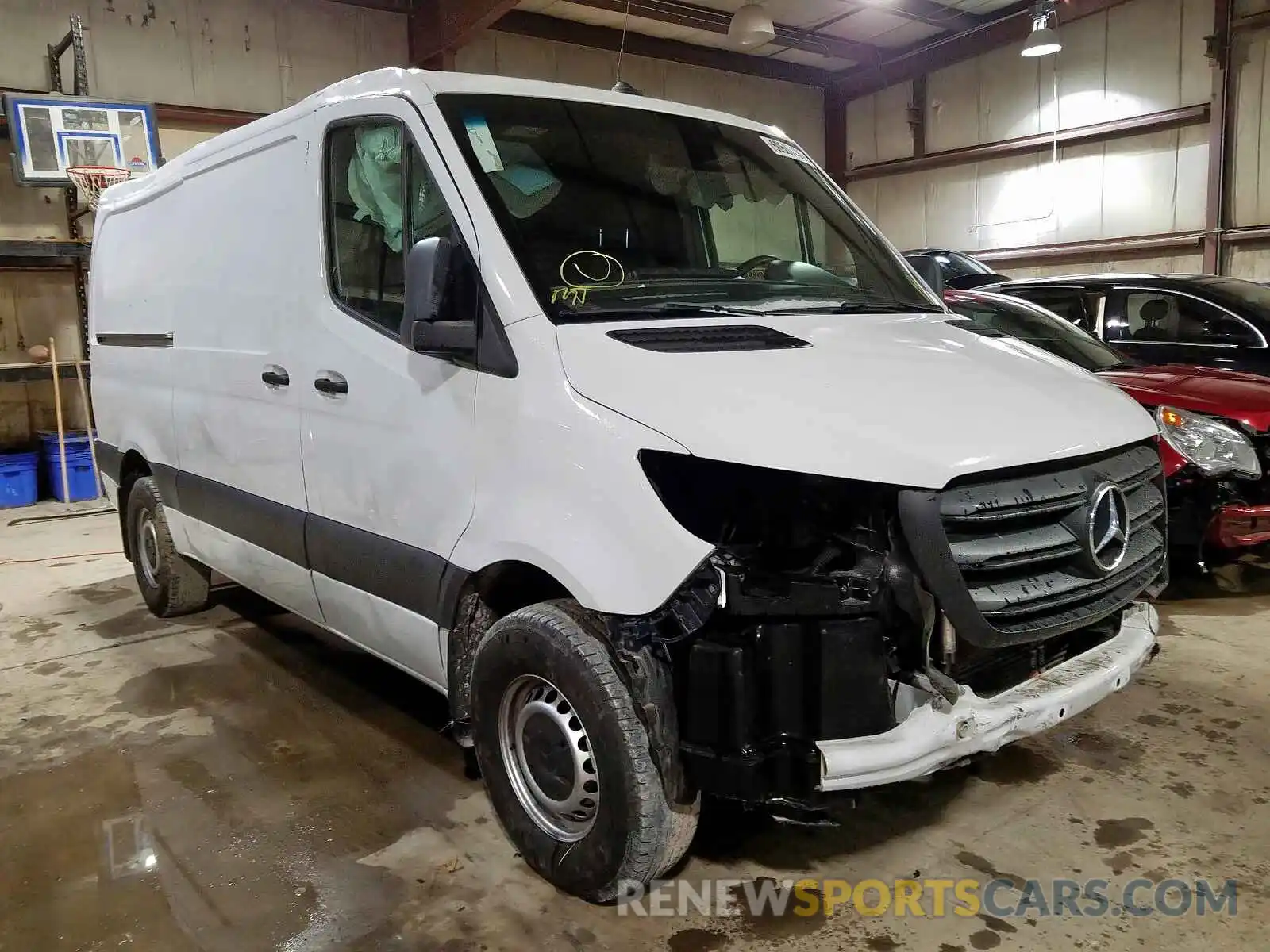 1 Photograph of a damaged car WD3PF0CD8KP035093 MERCEDES-BENZ SPRINTER 2019