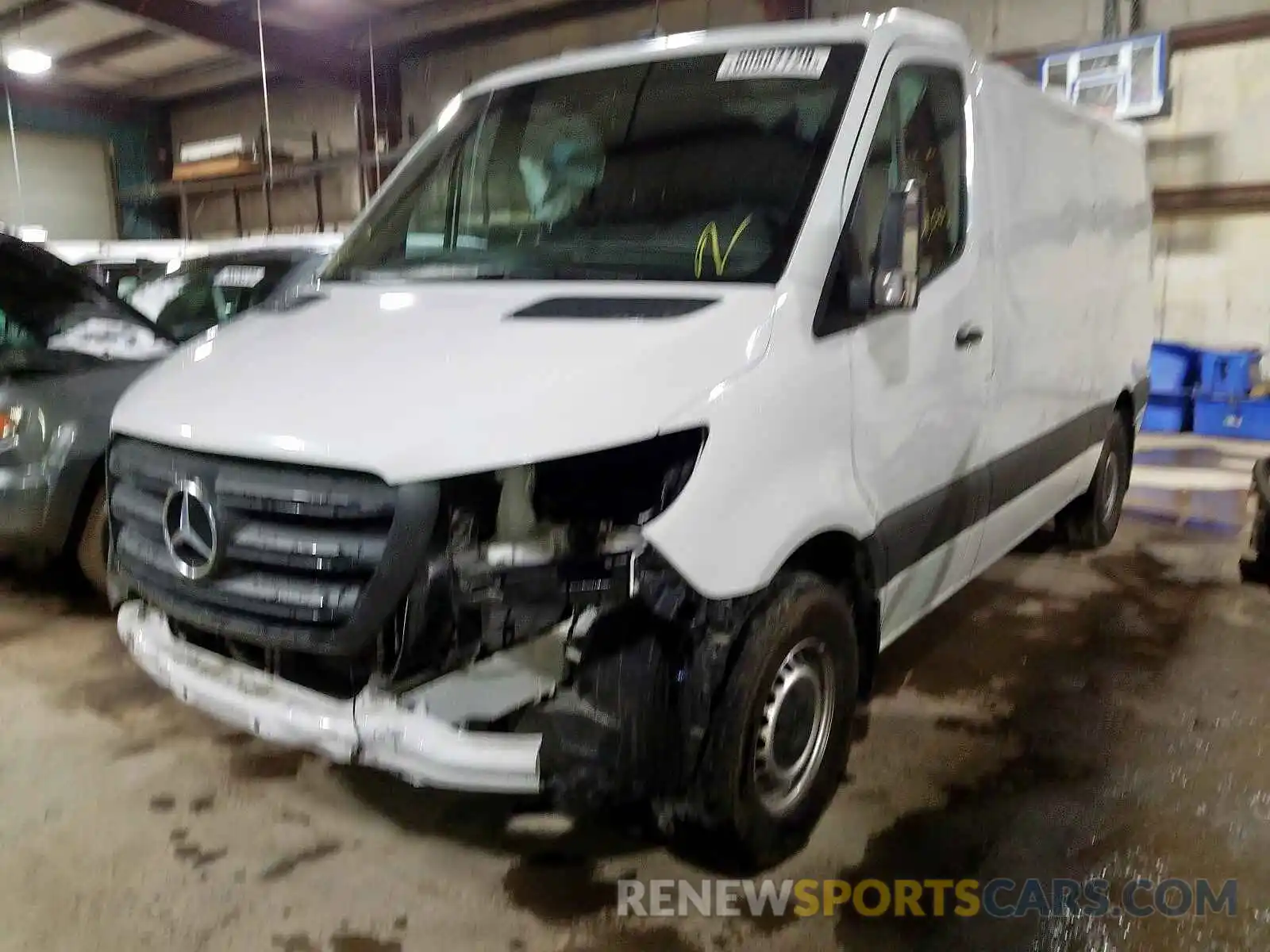 2 Photograph of a damaged car WD3PF0CD8KP035093 MERCEDES-BENZ SPRINTER 2019