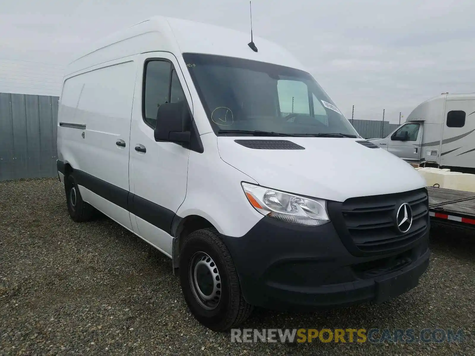 1 Photograph of a damaged car WD3PF0CD9KP057698 MERCEDES-BENZ SPRINTER 2019