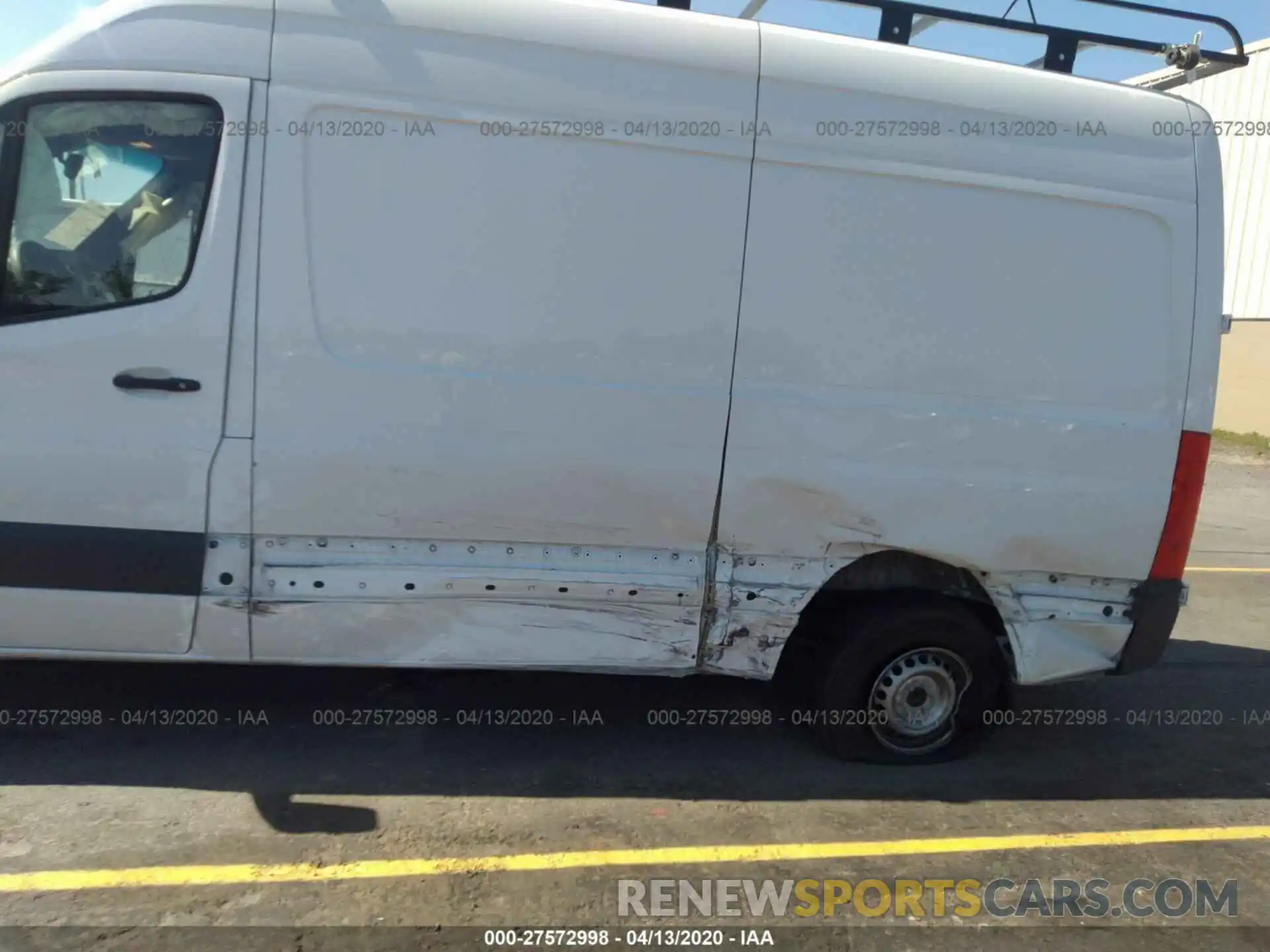 6 Фотография поврежденного автомобиля WD3PF0CD9KP057703 MERCEDES-BENZ SPRINTER 2019