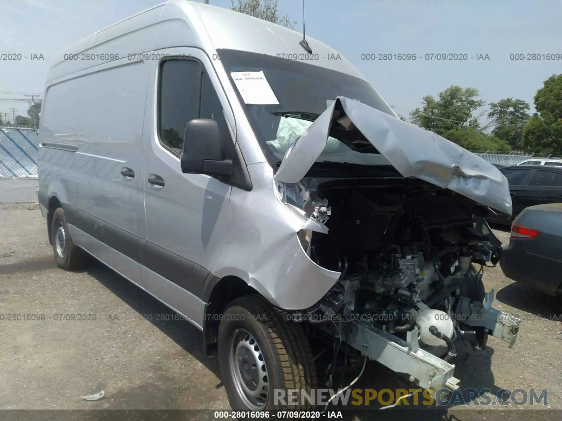 1 Фотография поврежденного автомобиля WD3PF0CD9KT015765 MERCEDES-BENZ SPRINTER 2019