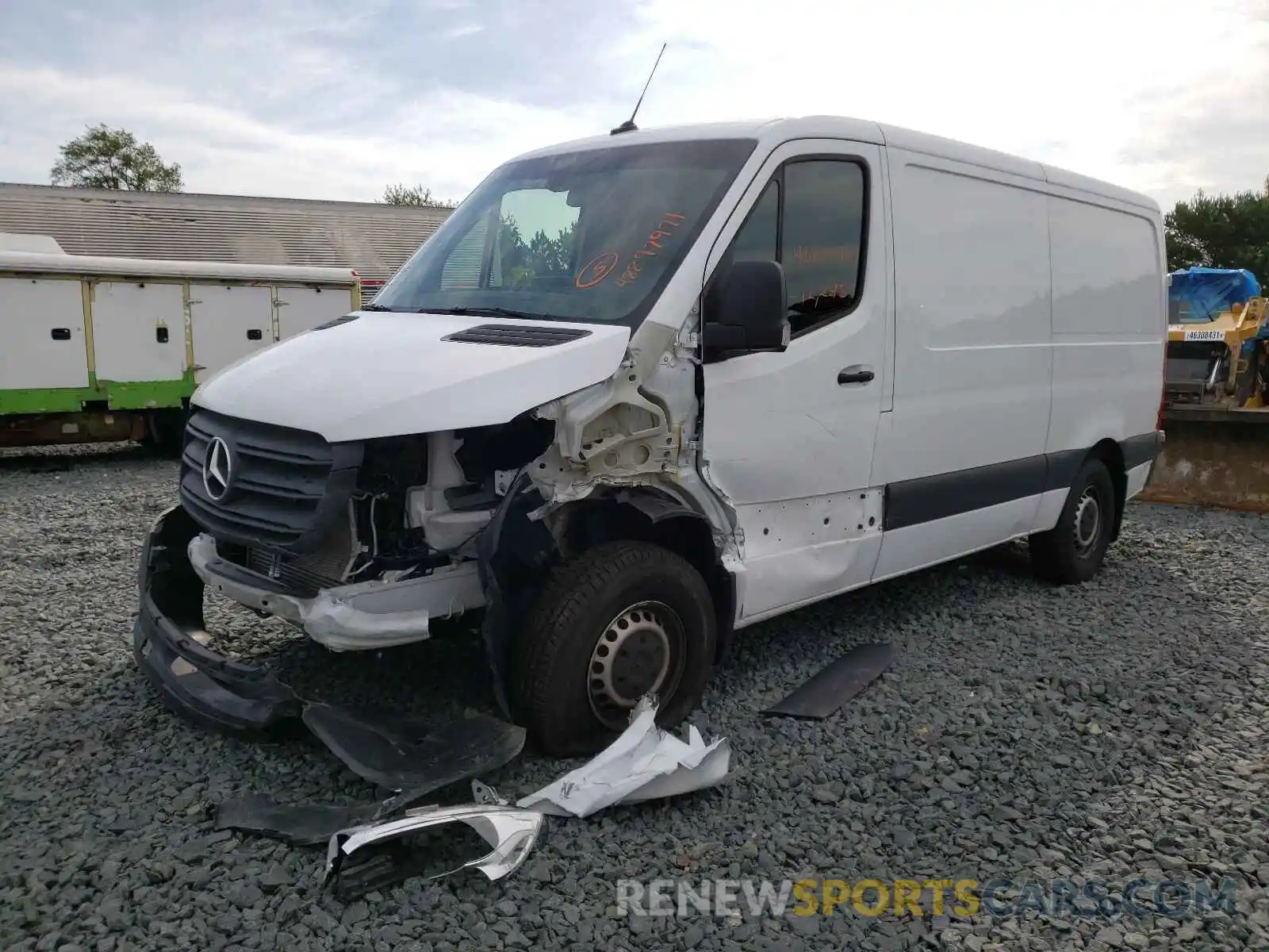 2 Фотография поврежденного автомобиля WD3PF0ED7KT004132 MERCEDES-BENZ SPRINTER 2019