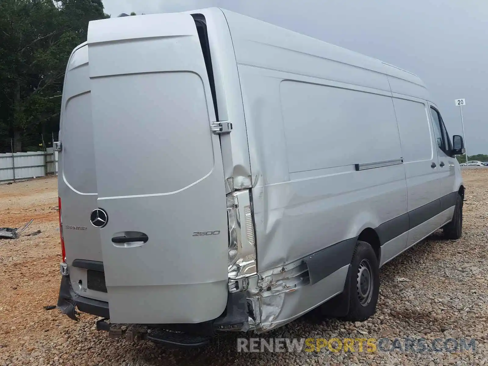 4 Photograph of a damaged car WD3PF1CD0KT014770 MERCEDES-BENZ SPRINTER 2019