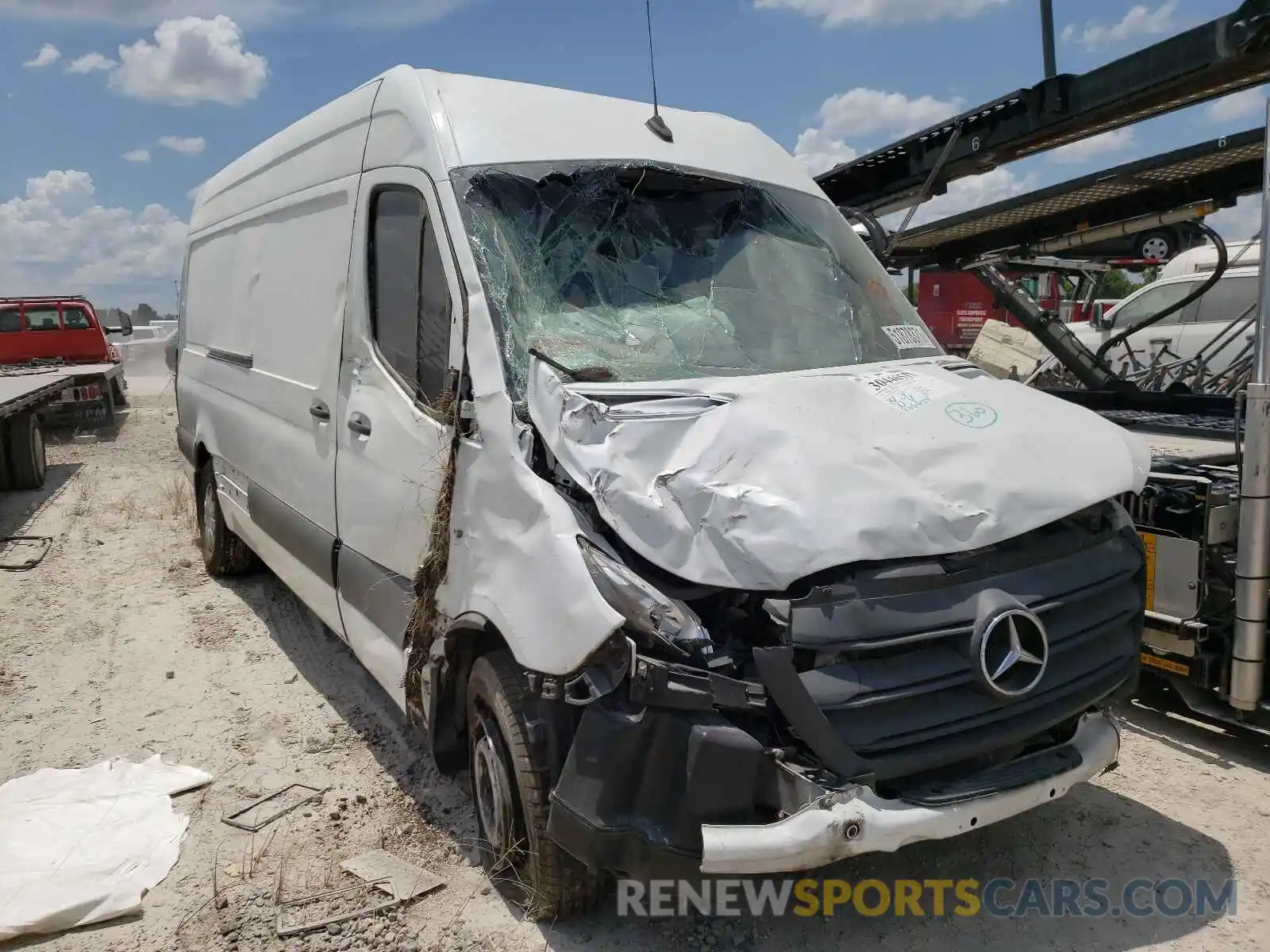 1 Photograph of a damaged car WD3PF1CD3KP030017 MERCEDES-BENZ SPRINTER 2019