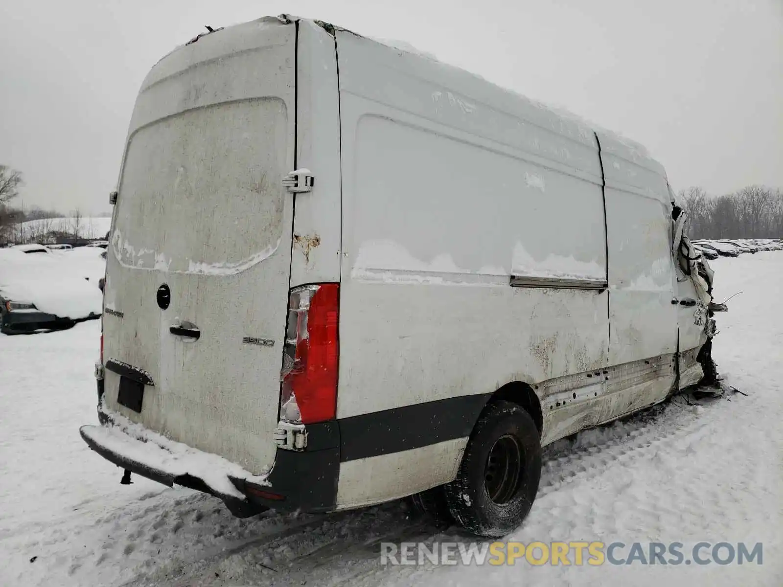 4 Фотография поврежденного автомобиля WD3PF1CD3KP032592 MERCEDES-BENZ SPRINTER 2019