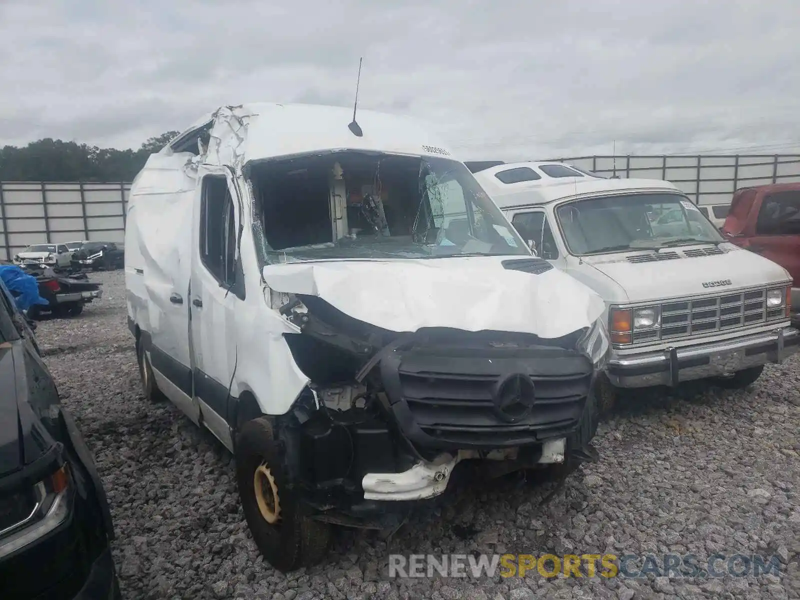 1 Photograph of a damaged car WD3PF1CD3KP067360 MERCEDES-BENZ SPRINTER 2019