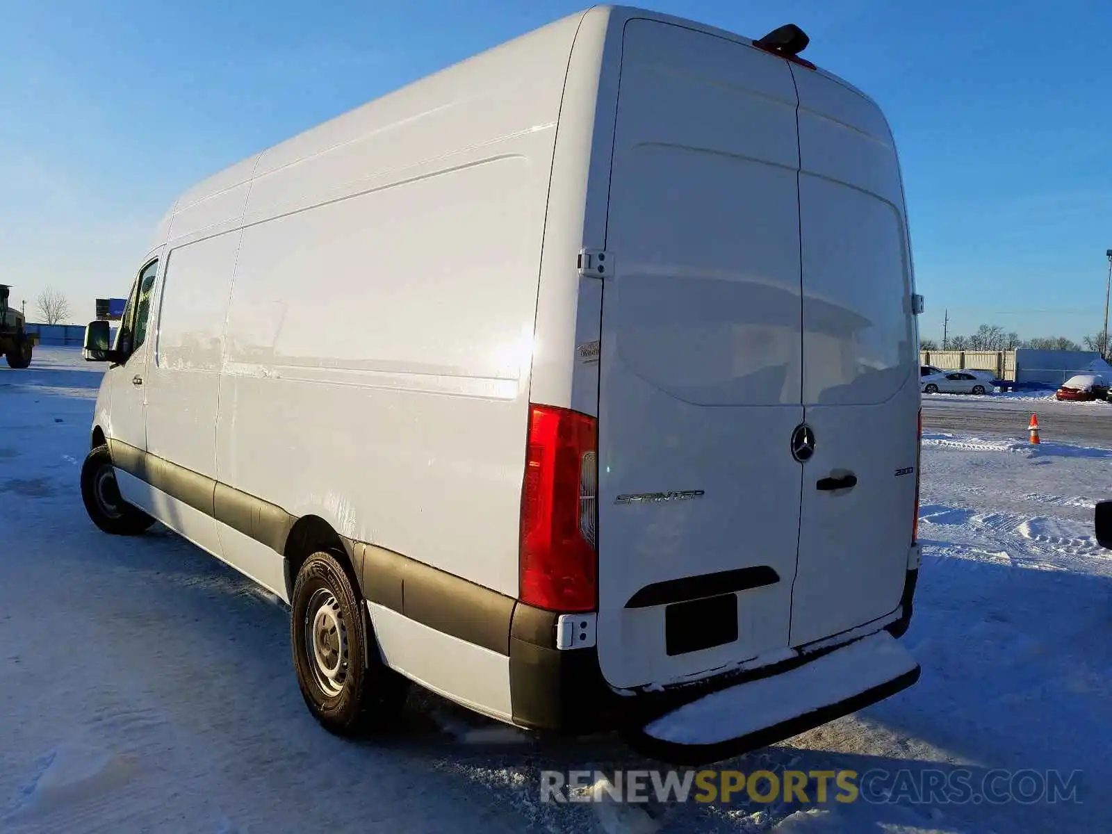 3 Фотография поврежденного автомобиля WD3PF1CD4KP055377 MERCEDES-BENZ SPRINTER 2019