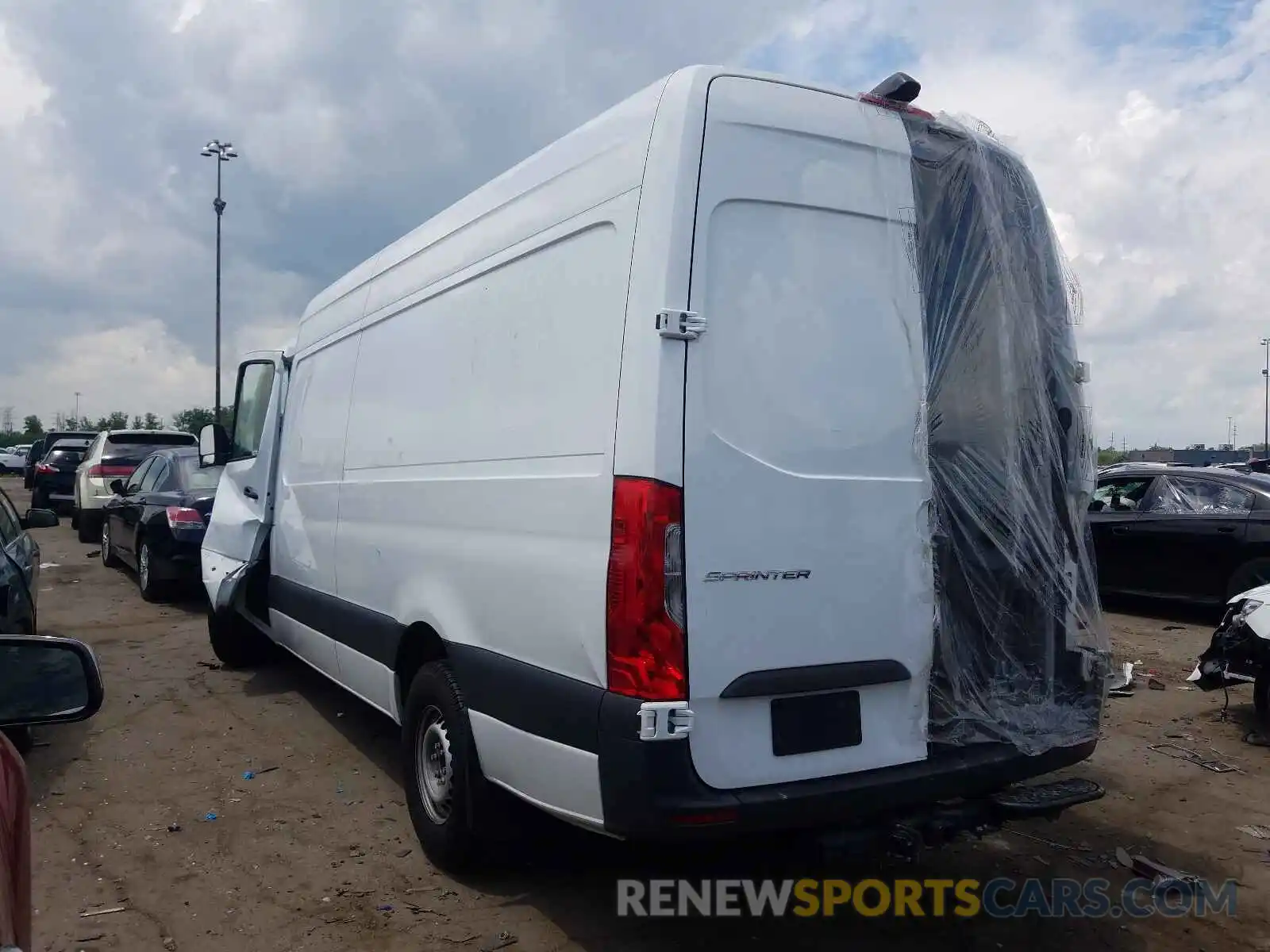 3 Фотография поврежденного автомобиля WD3PF1CD5KP025014 MERCEDES-BENZ SPRINTER 2019