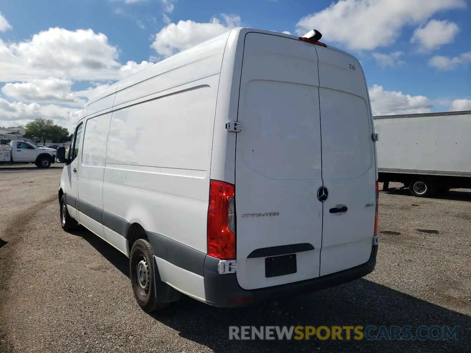 3 Фотография поврежденного автомобиля WD3PF1CD9KP048649 MERCEDES-BENZ SPRINTER 2019