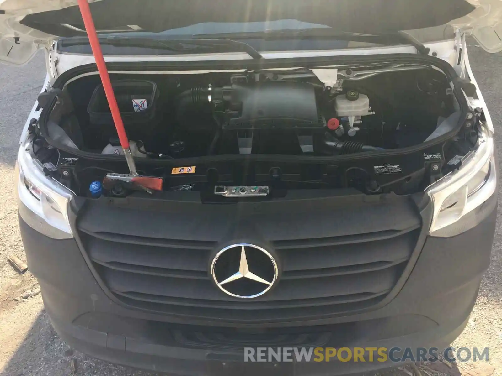 5 Photograph of a damaged car WD3PF1CD9KT011057 MERCEDES-BENZ SPRINTER 2019