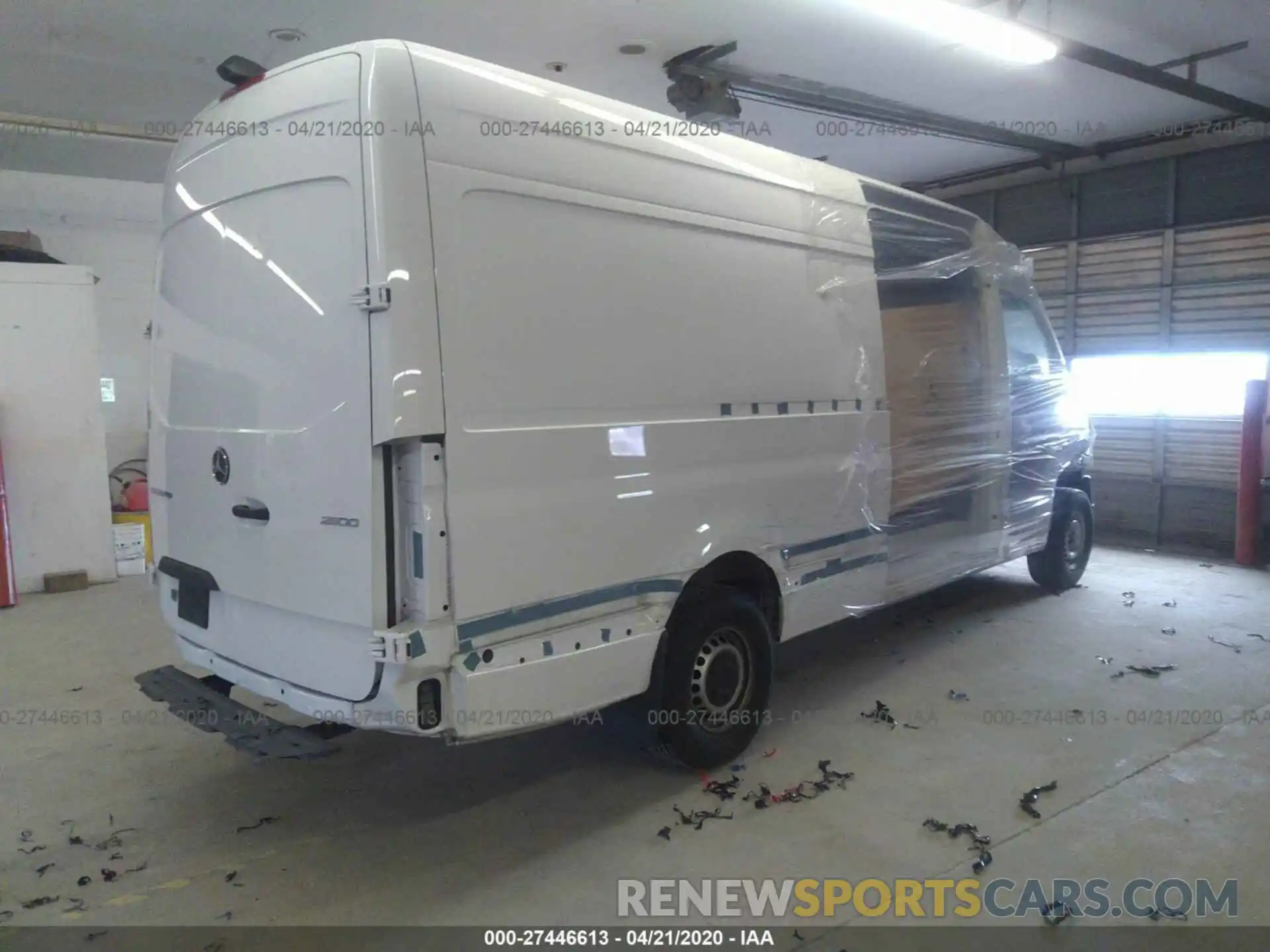 4 Фотография поврежденного автомобиля WD3PF1CDXKP056856 MERCEDES-BENZ SPRINTER 2019