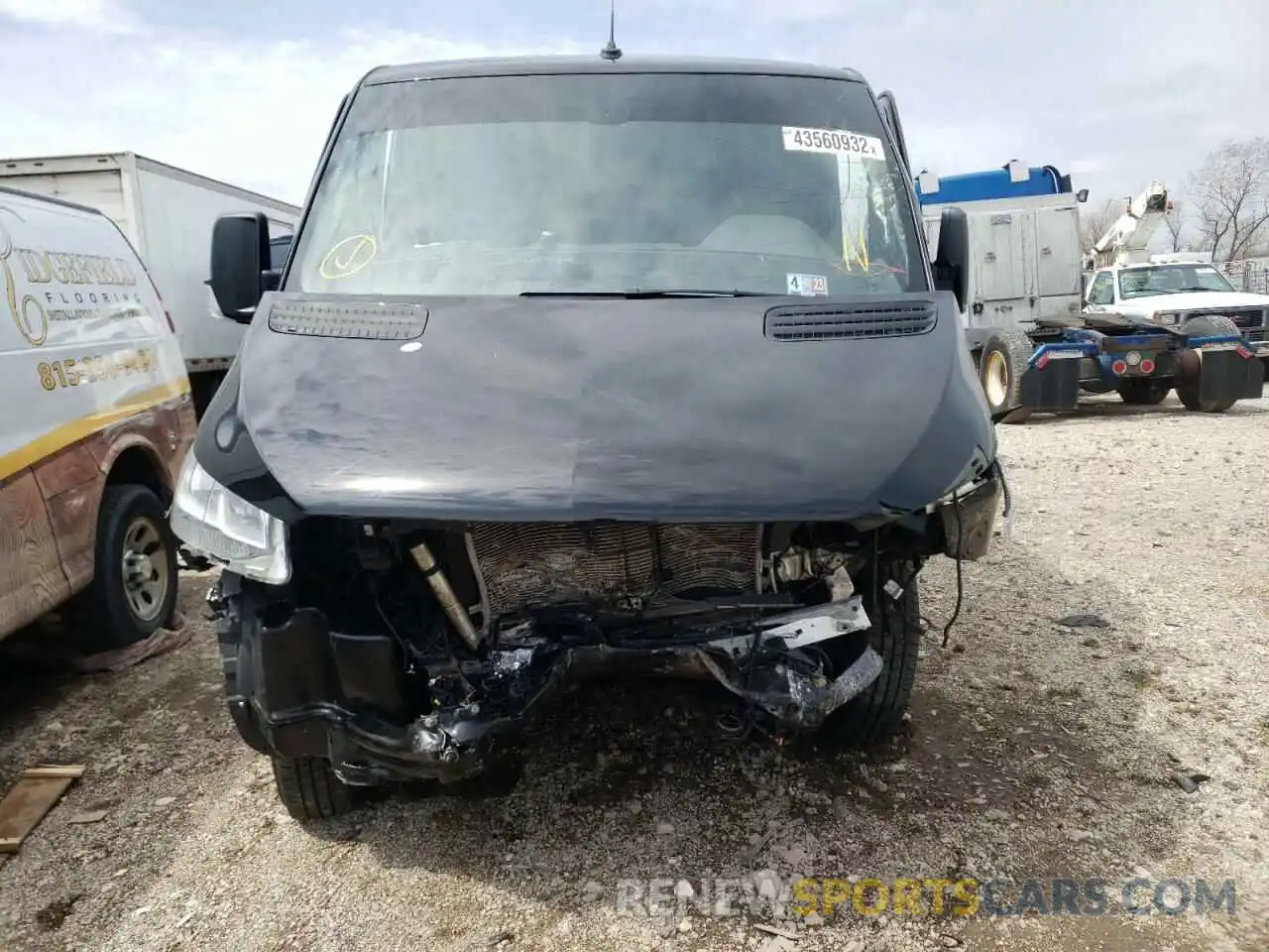 9 Photograph of a damaged car WD3PF3CD8KP031837 MERCEDES-BENZ SPRINTER 2019