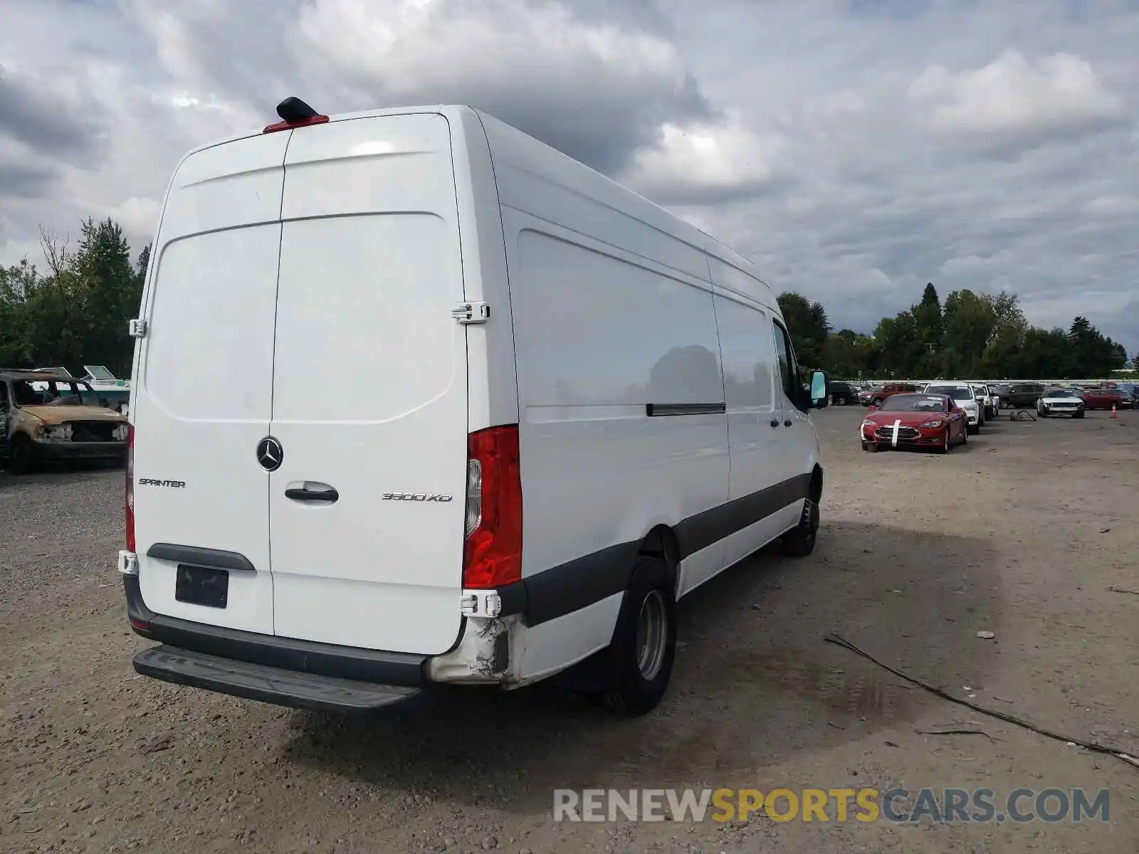 4 Фотография поврежденного автомобиля WD3PF4CC4KP028141 MERCEDES-BENZ SPRINTER 2019