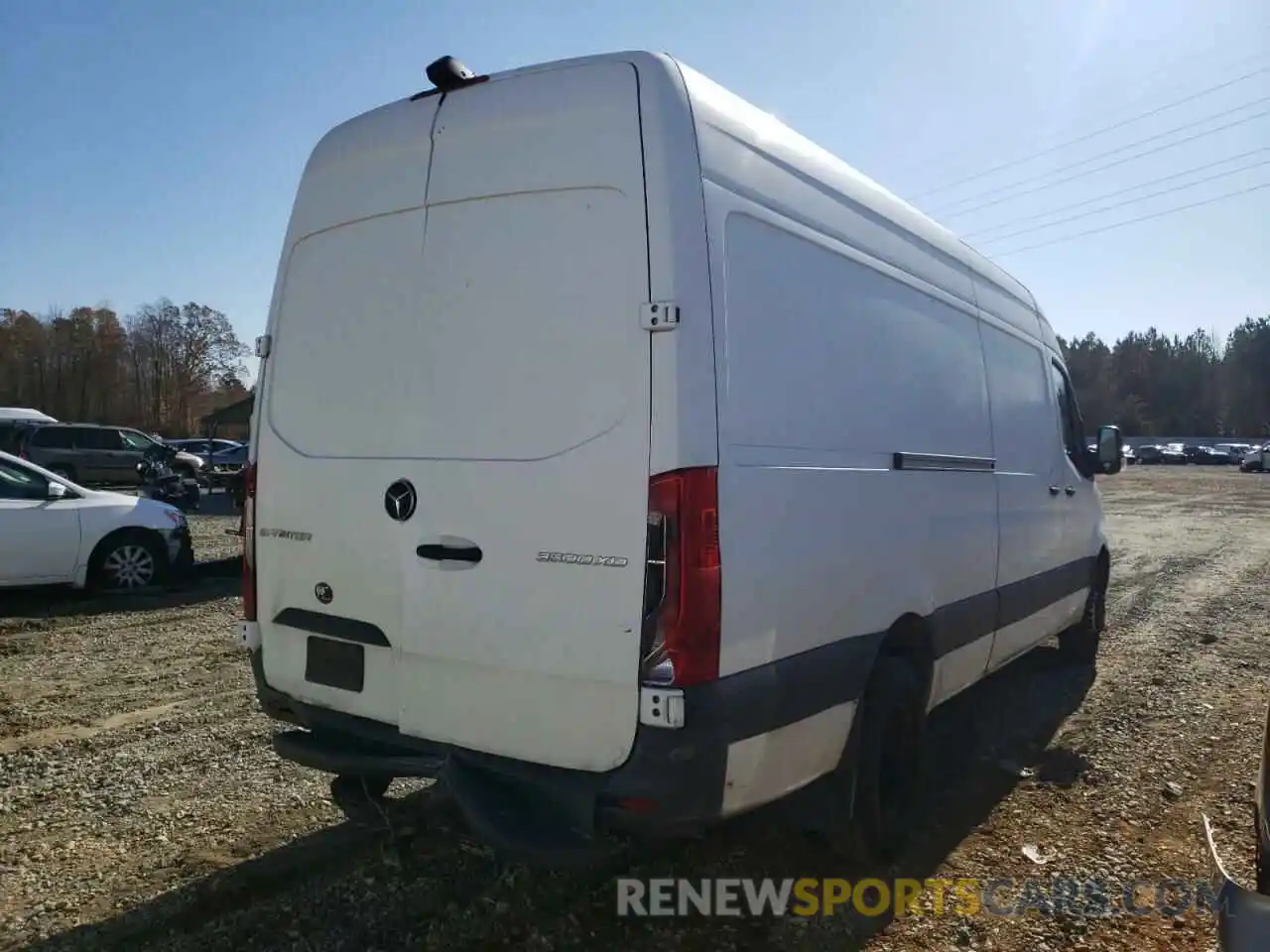 4 Фотография поврежденного автомобиля WD3PF4CC8KP046111 MERCEDES-BENZ SPRINTER 2019