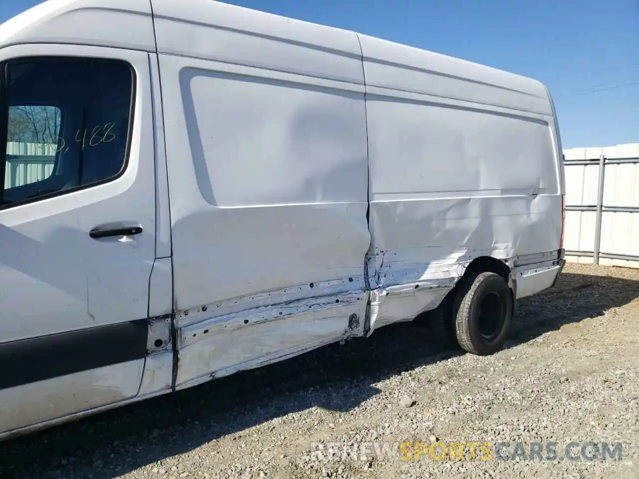 9 Photograph of a damaged car WD3PF4CC8KP046111 MERCEDES-BENZ SPRINTER 2019