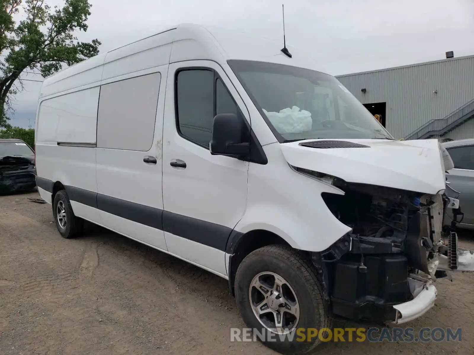 1 Фотография поврежденного автомобиля WD4BF1CD7KP048204 MERCEDES-BENZ SPRINTER 2019