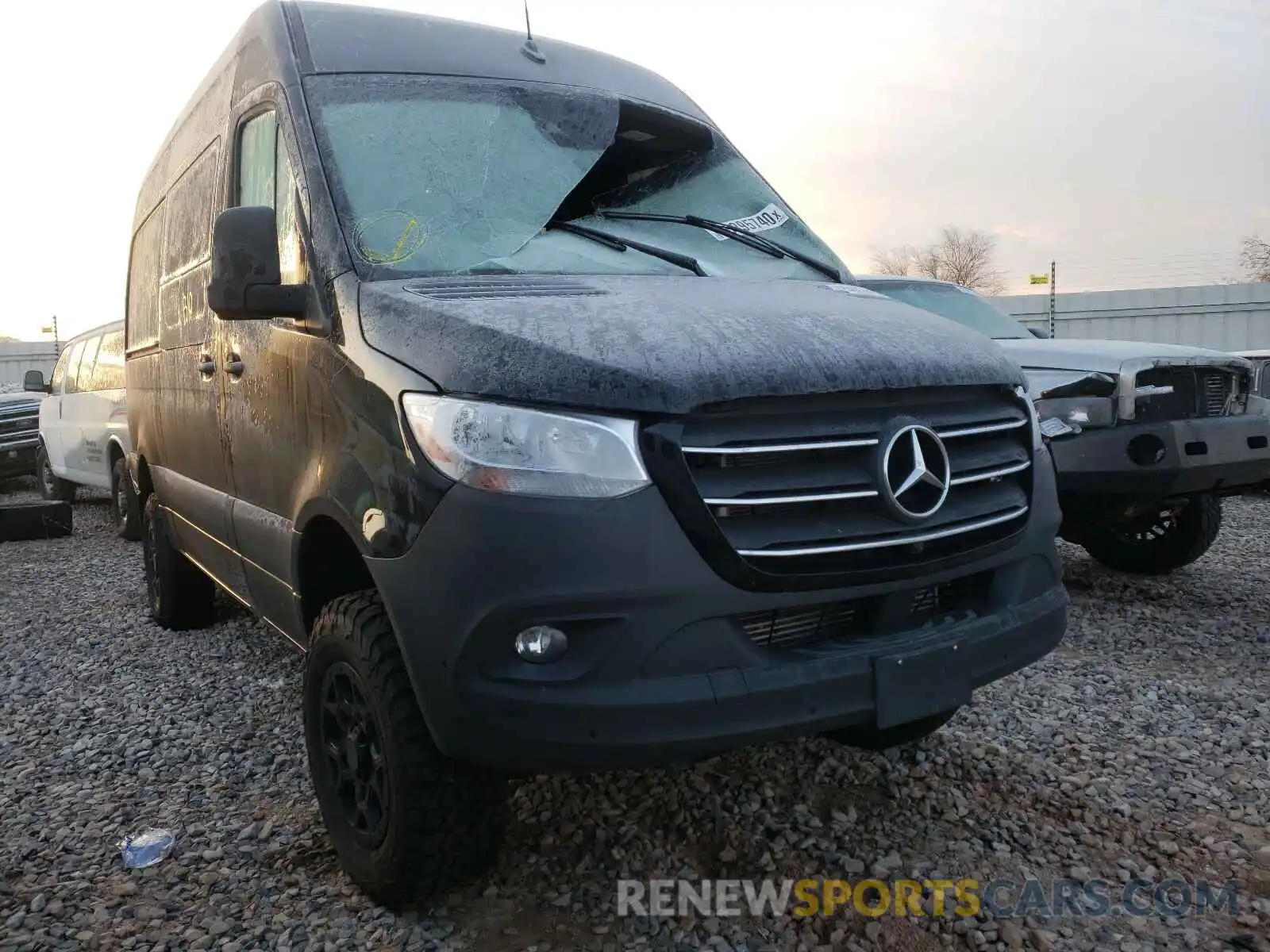 1 Photograph of a damaged car WD4FF0CD9KT015885 MERCEDES-BENZ SPRINTER 2019