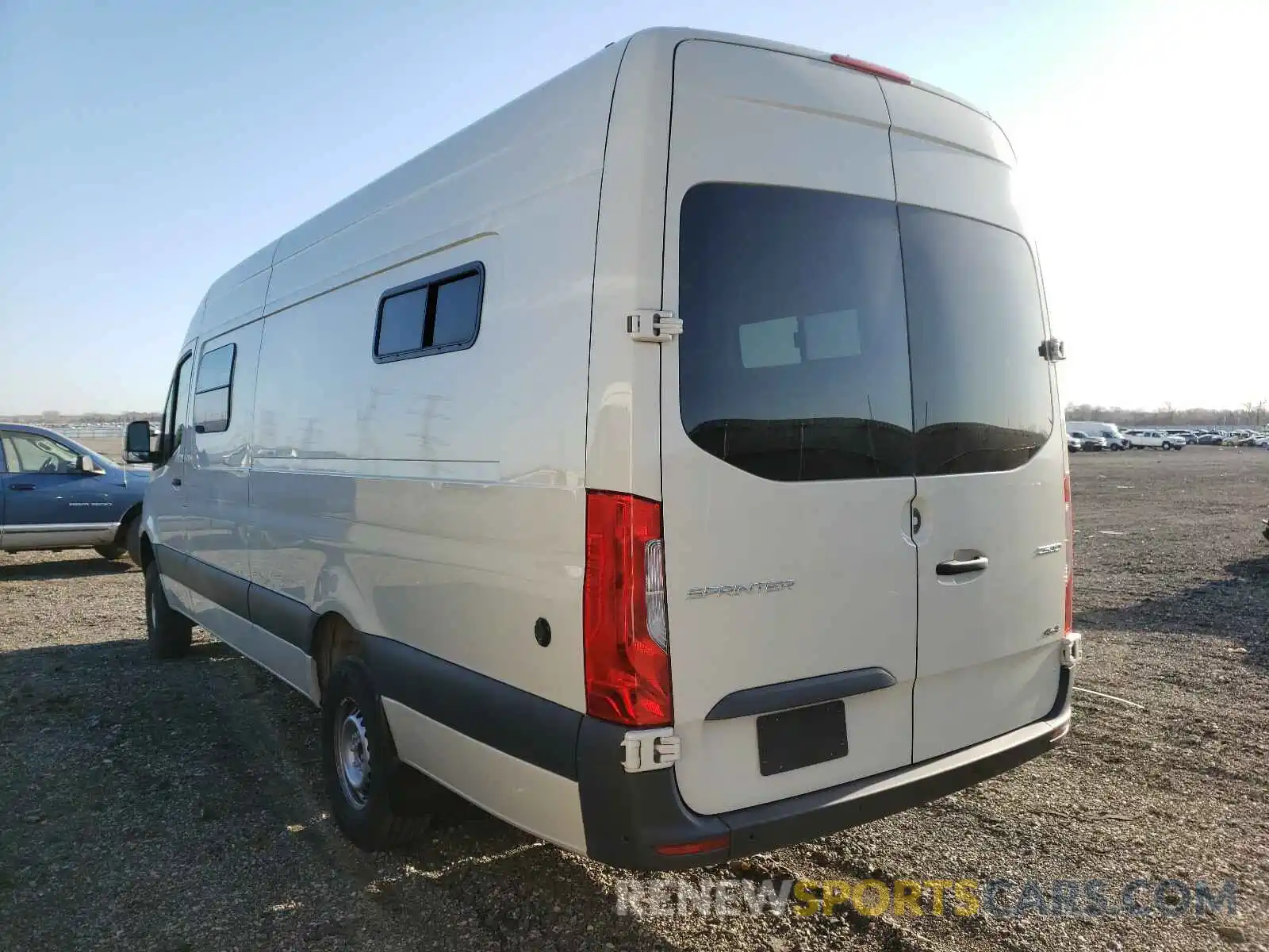 3 Фотография поврежденного автомобиля WD4FF1CD1KT014851 MERCEDES-BENZ SPRINTER 2019