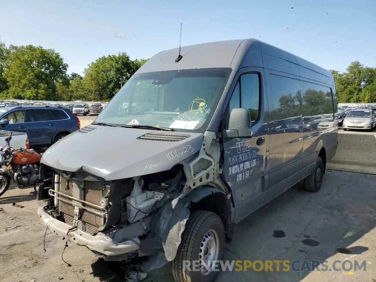 2 Photograph of a damaged car WD4FF1CD7KT014627 MERCEDES-BENZ SPRINTER 2019