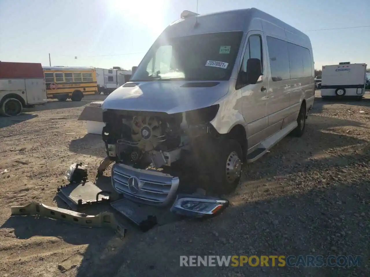 2 Photograph of a damaged car WD4FF4CD3KT005554 MERCEDES-BENZ SPRINTER 2019