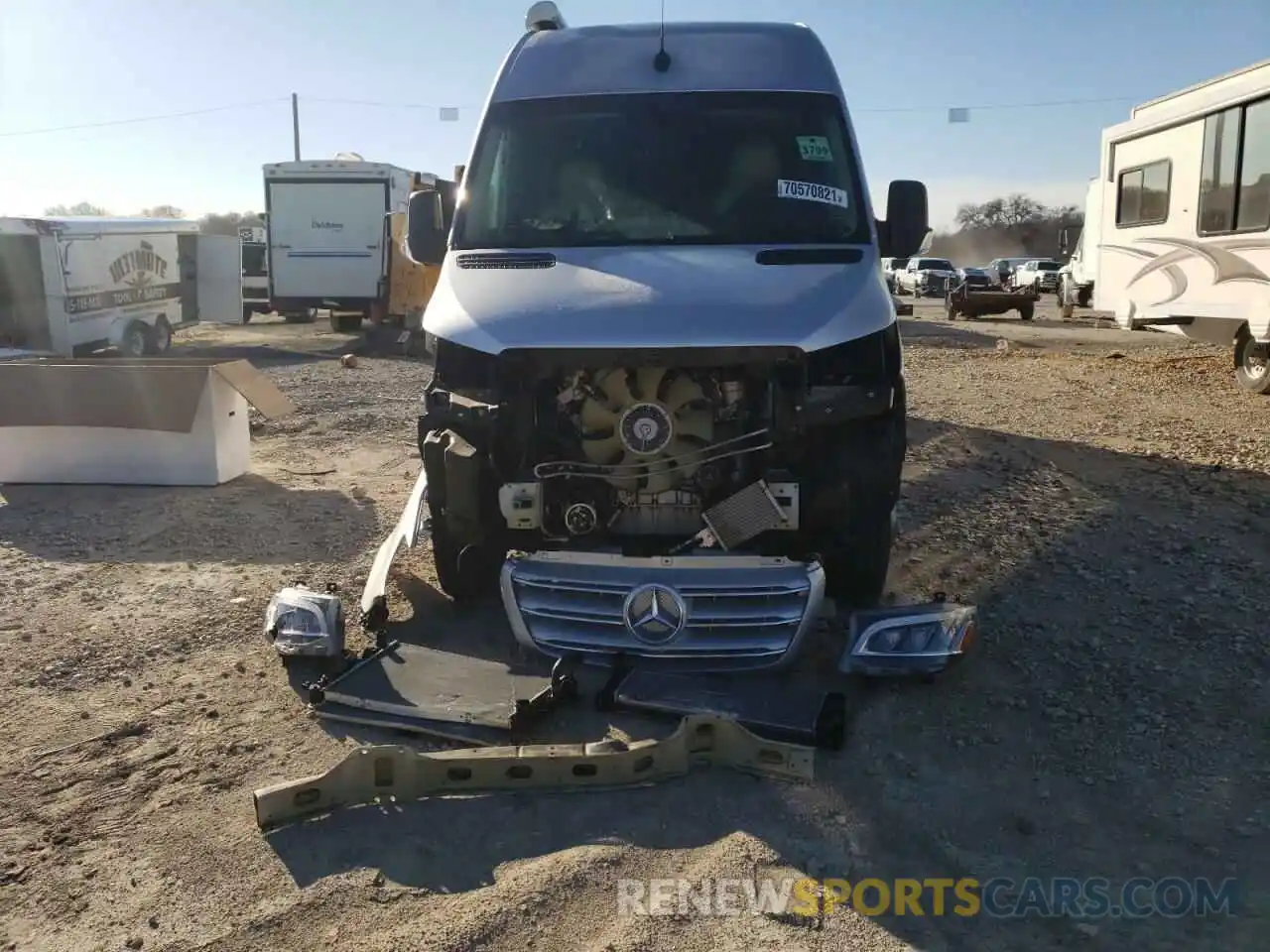 9 Photograph of a damaged car WD4FF4CD3KT005554 MERCEDES-BENZ SPRINTER 2019