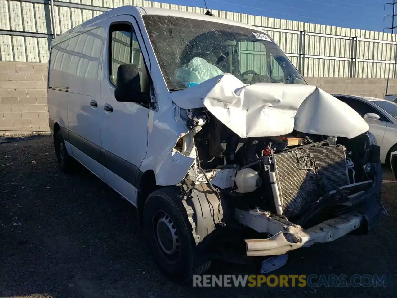 1 Photograph of a damaged car WD4PE7ED5KT011944 MERCEDES-BENZ SPRINTER 2019