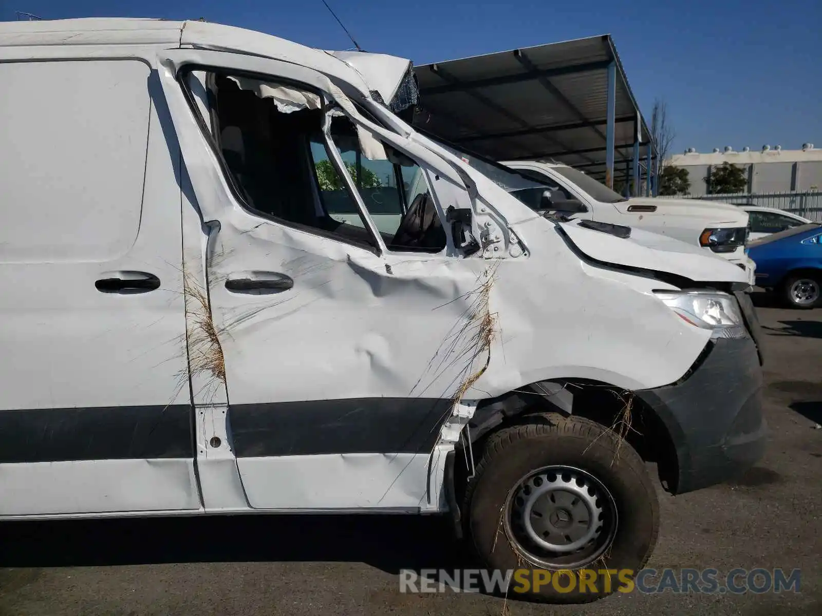 9 Photograph of a damaged car WD4PE7ED6KT016750 MERCEDES-BENZ SPRINTER 2019