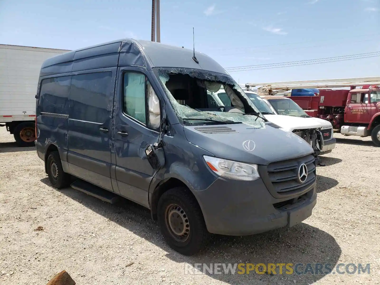 1 Photograph of a damaged car WD4PF0CD0KP042549 MERCEDES-BENZ SPRINTER 2019