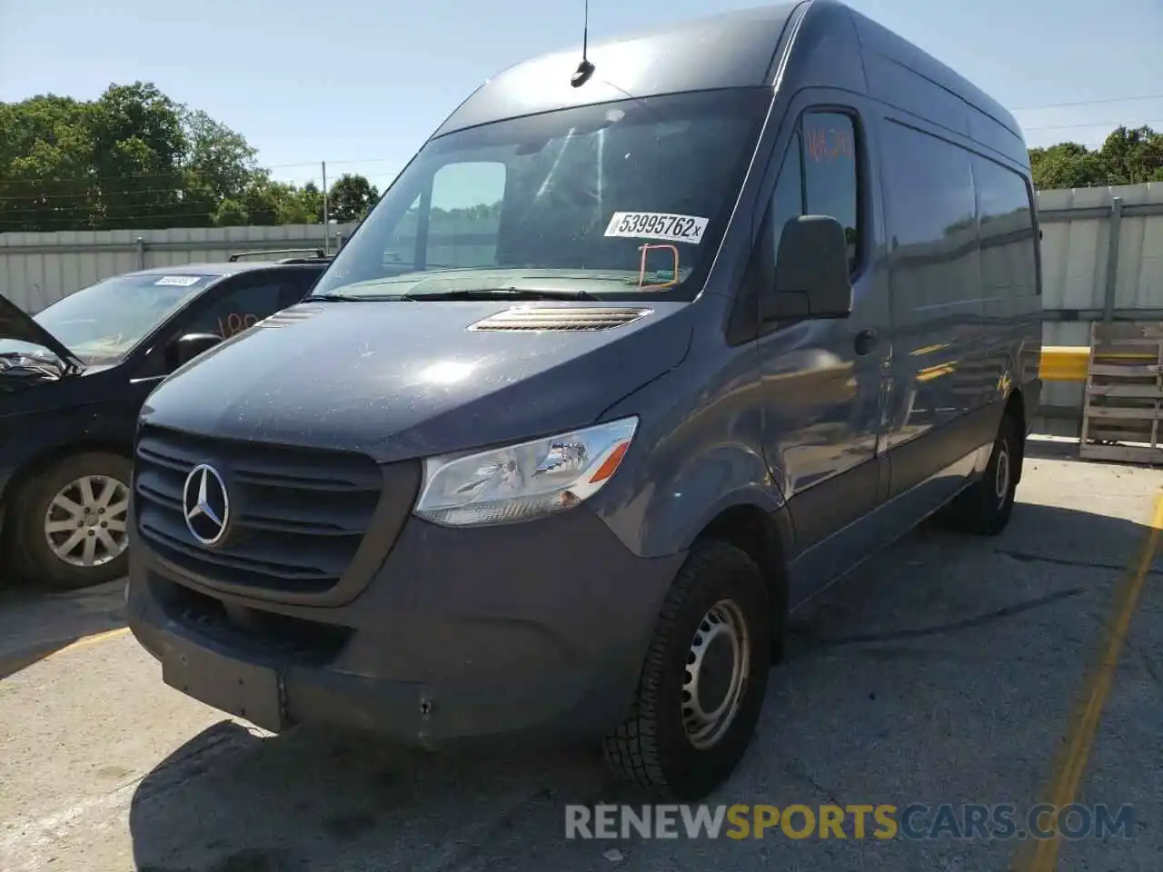 2 Photograph of a damaged car WD4PF0CD0KP064065 MERCEDES-BENZ SPRINTER 2019