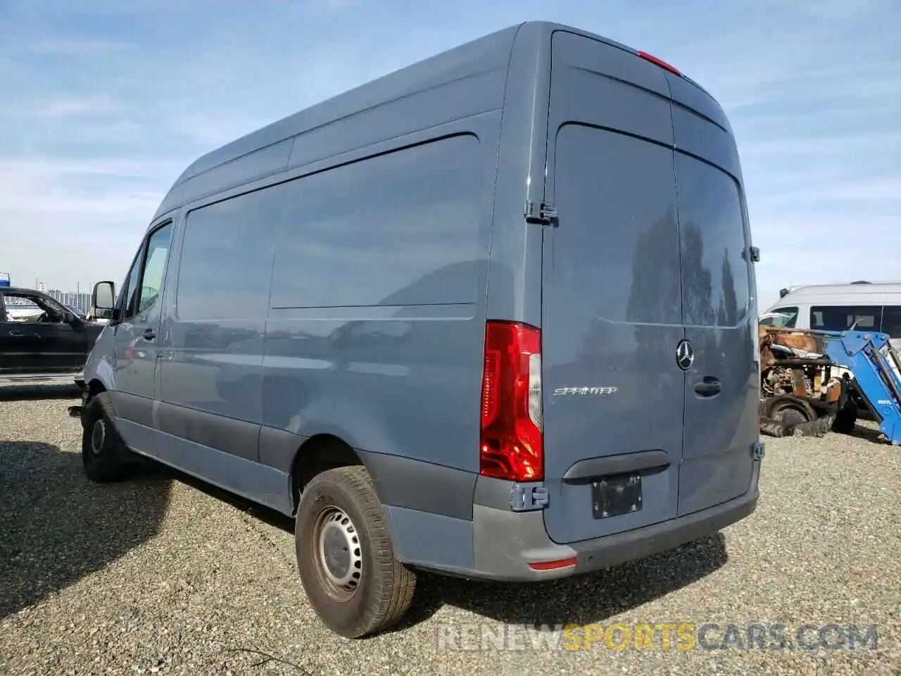 3 Фотография поврежденного автомобиля WD4PF0CD0KP094845 MERCEDES-BENZ SPRINTER 2019