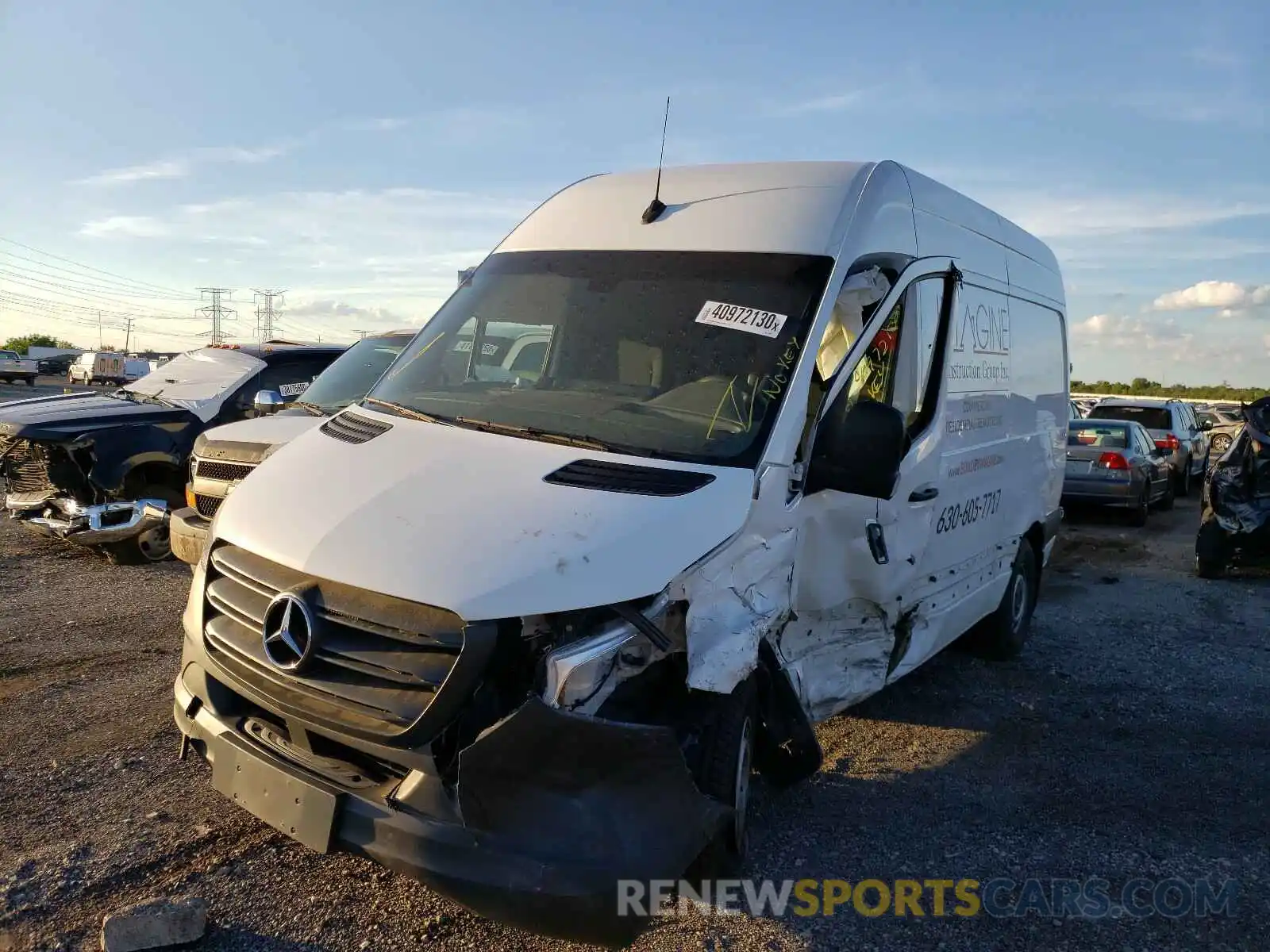 2 Фотография поврежденного автомобиля WD4PF0CD0KP116455 MERCEDES-BENZ SPRINTER 2019