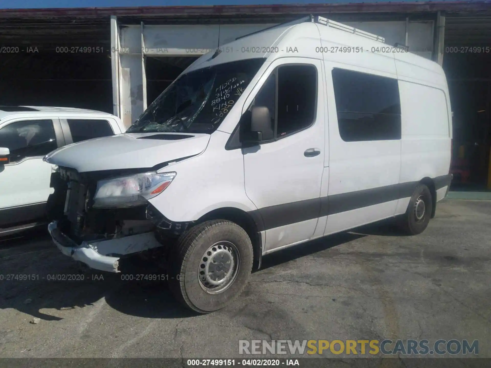 2 Фотография поврежденного автомобиля WD4PF0CD1KP028840 MERCEDES-BENZ SPRINTER 2019