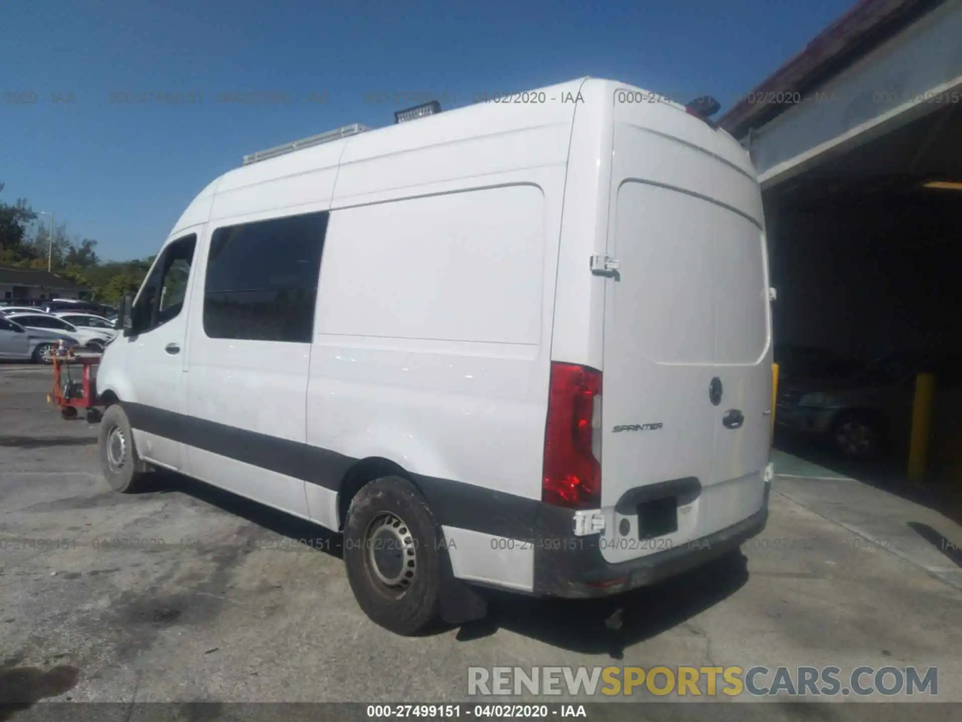 3 Фотография поврежденного автомобиля WD4PF0CD1KP028840 MERCEDES-BENZ SPRINTER 2019