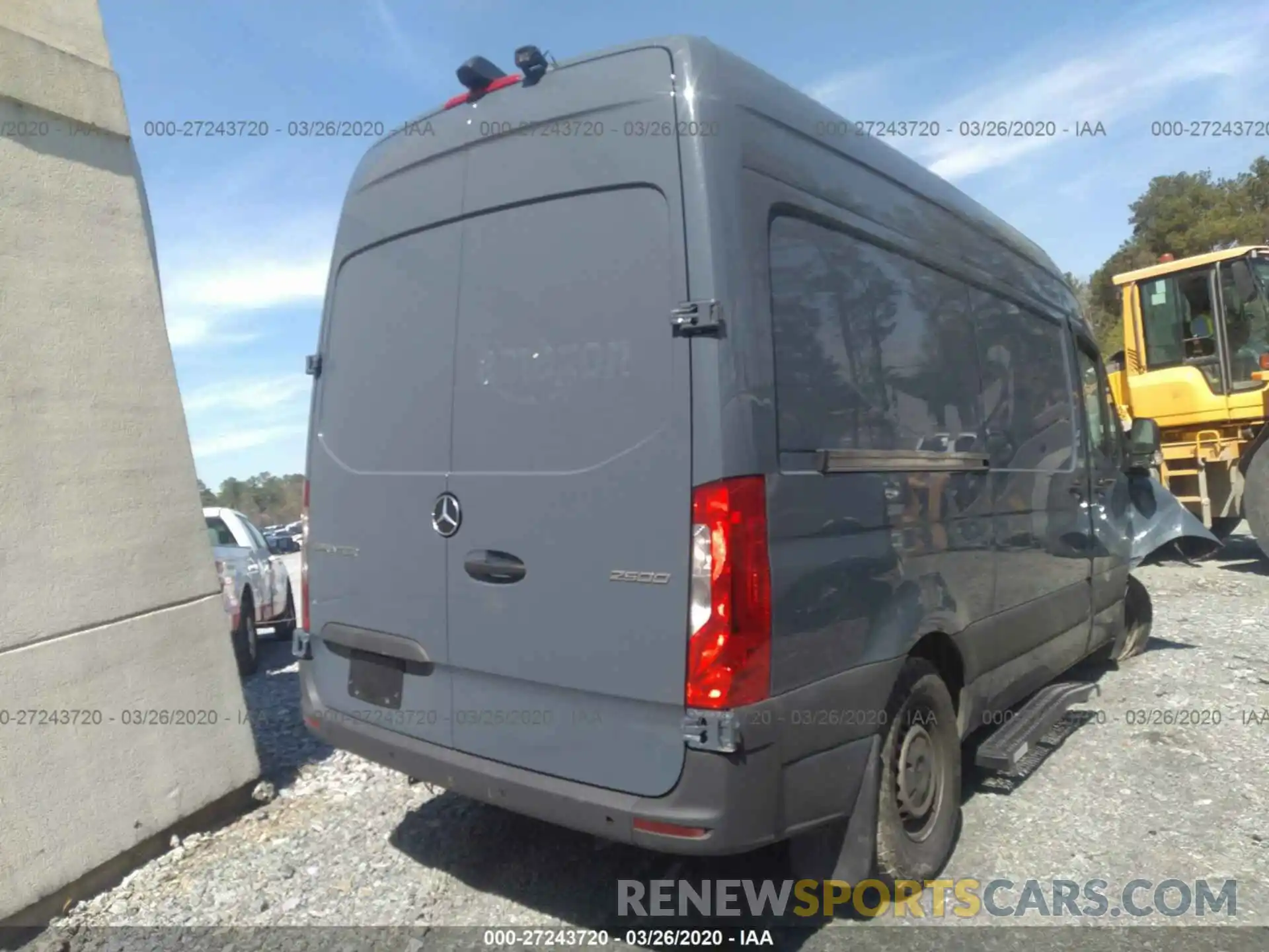 4 Фотография поврежденного автомобиля WD4PF0CD1KP041331 MERCEDES-BENZ SPRINTER 2019