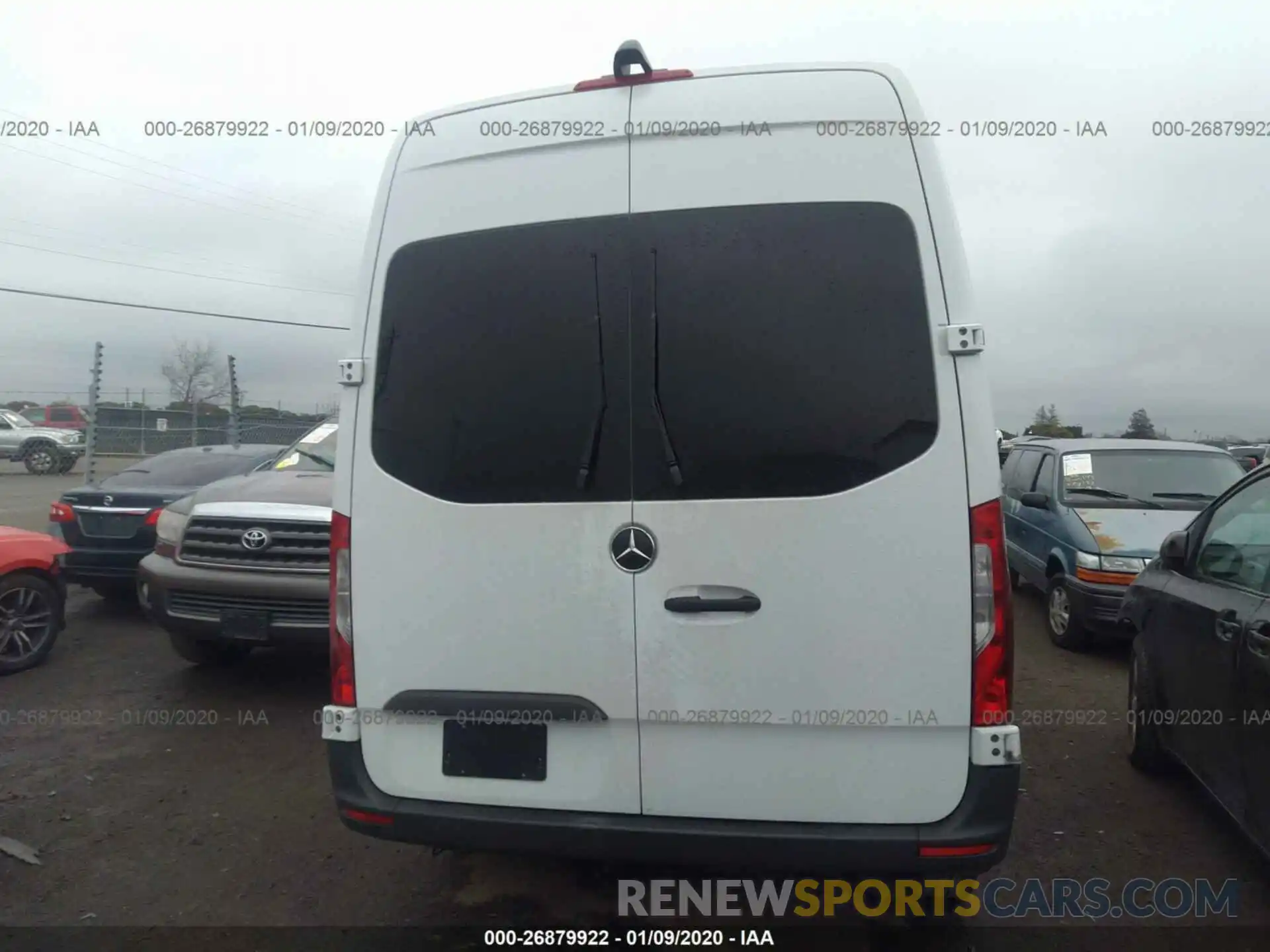 8 Фотография поврежденного автомобиля WD4PF0CD1KP042995 MERCEDES-BENZ SPRINTER 2019